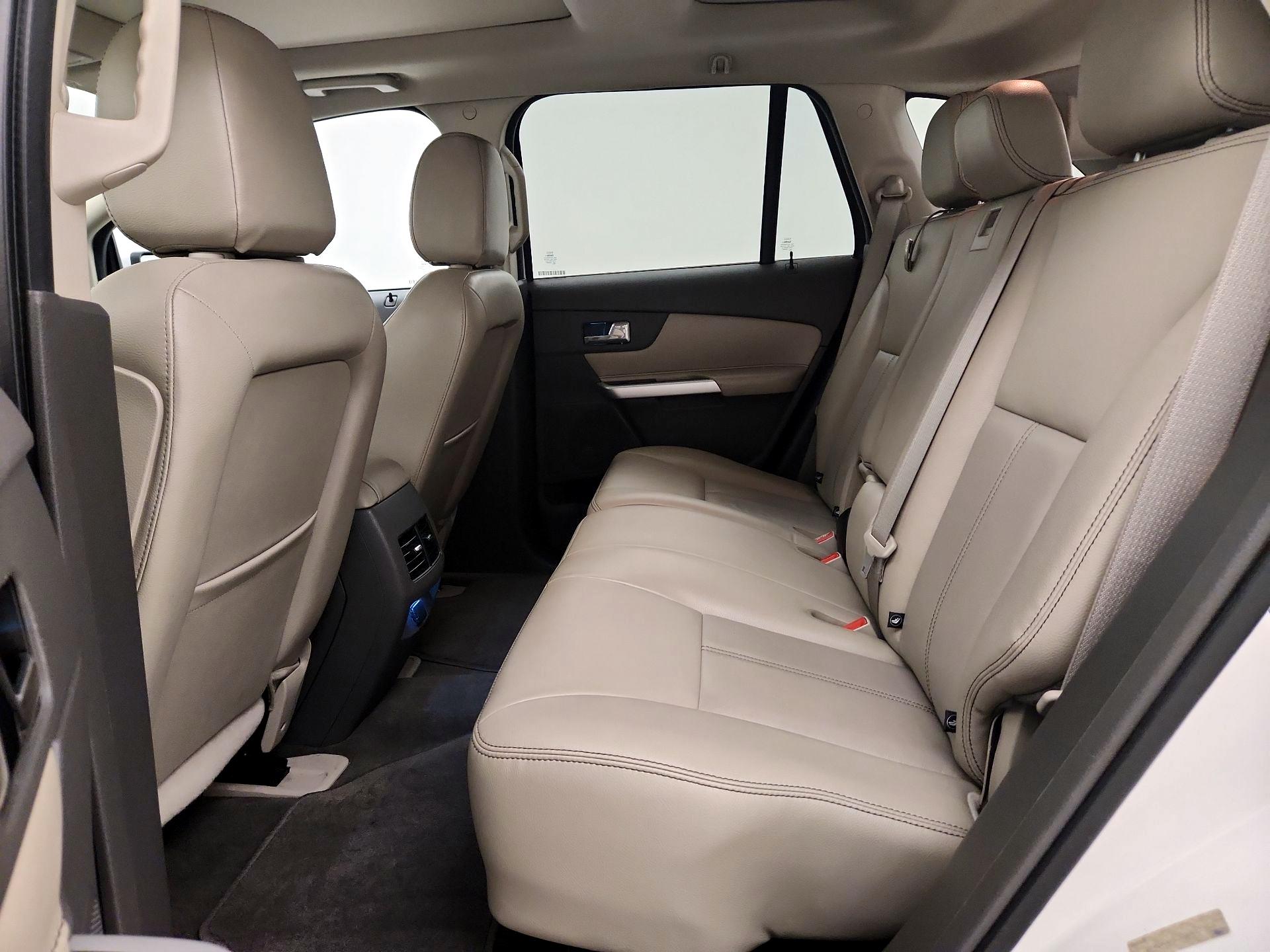 Thumbnail: 2013 Ford Edge - 19