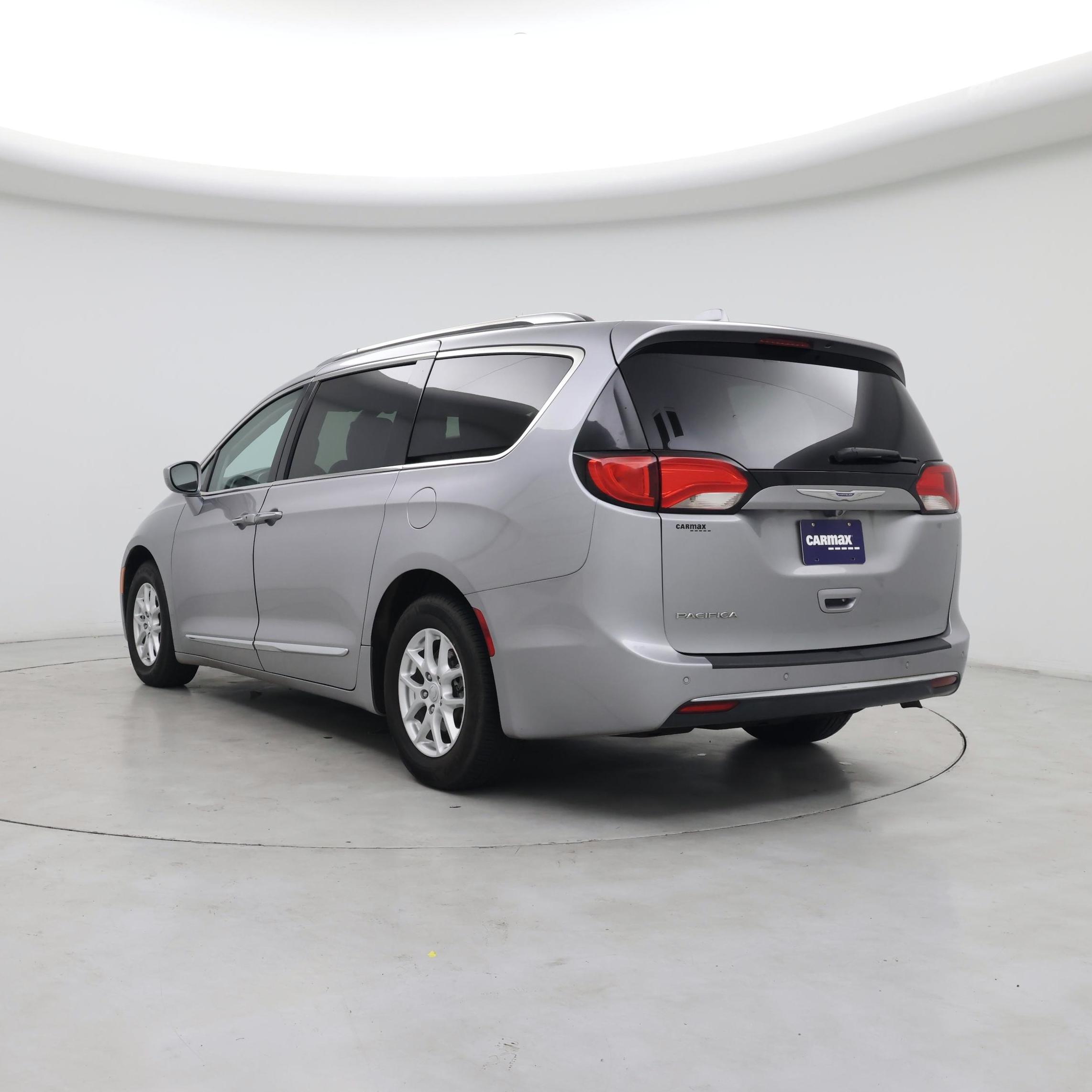 Thumbnail: 2020 Chrysler Pacifica - 2