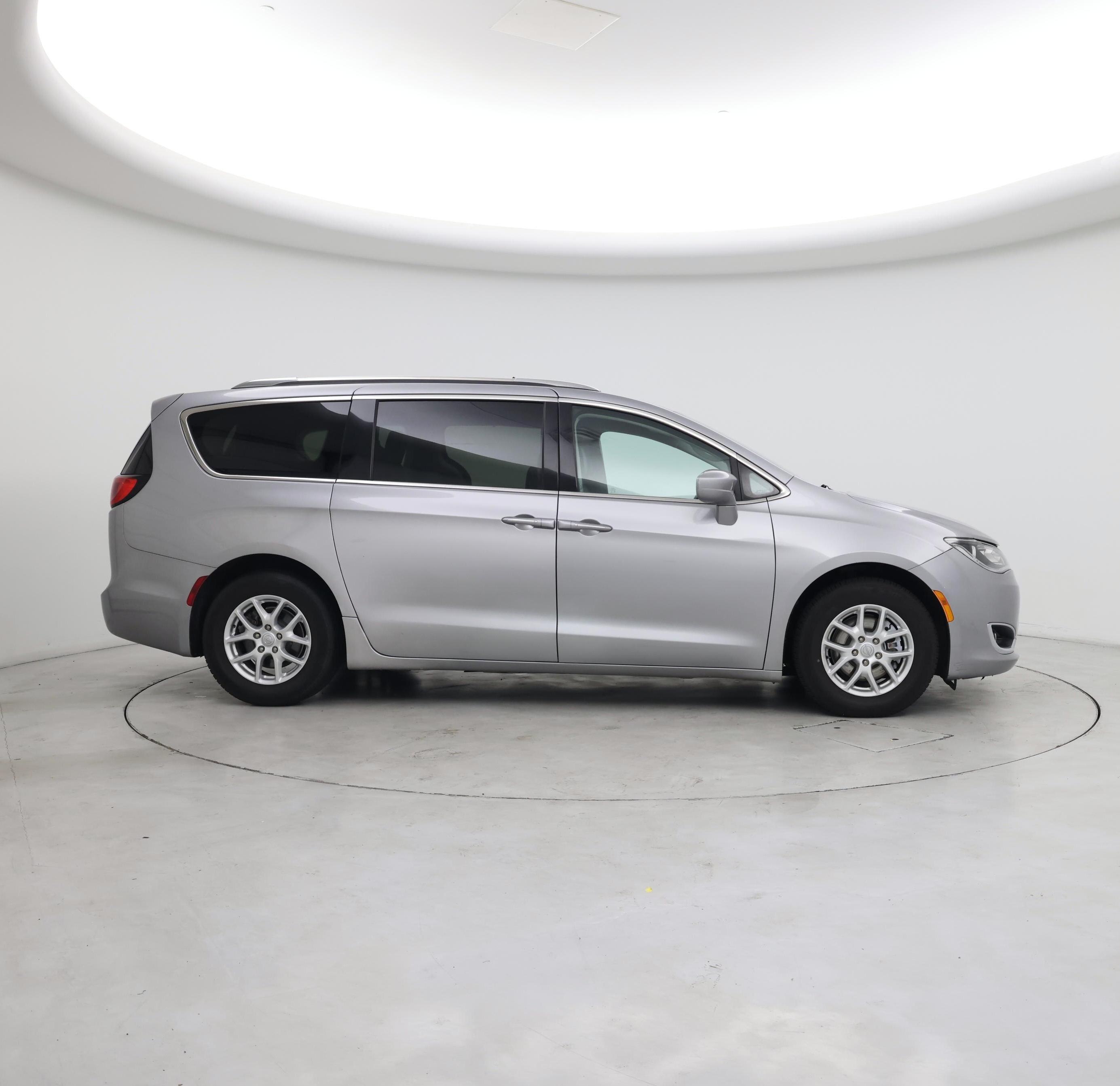 Thumbnail: 2020 Chrysler Pacifica - 7