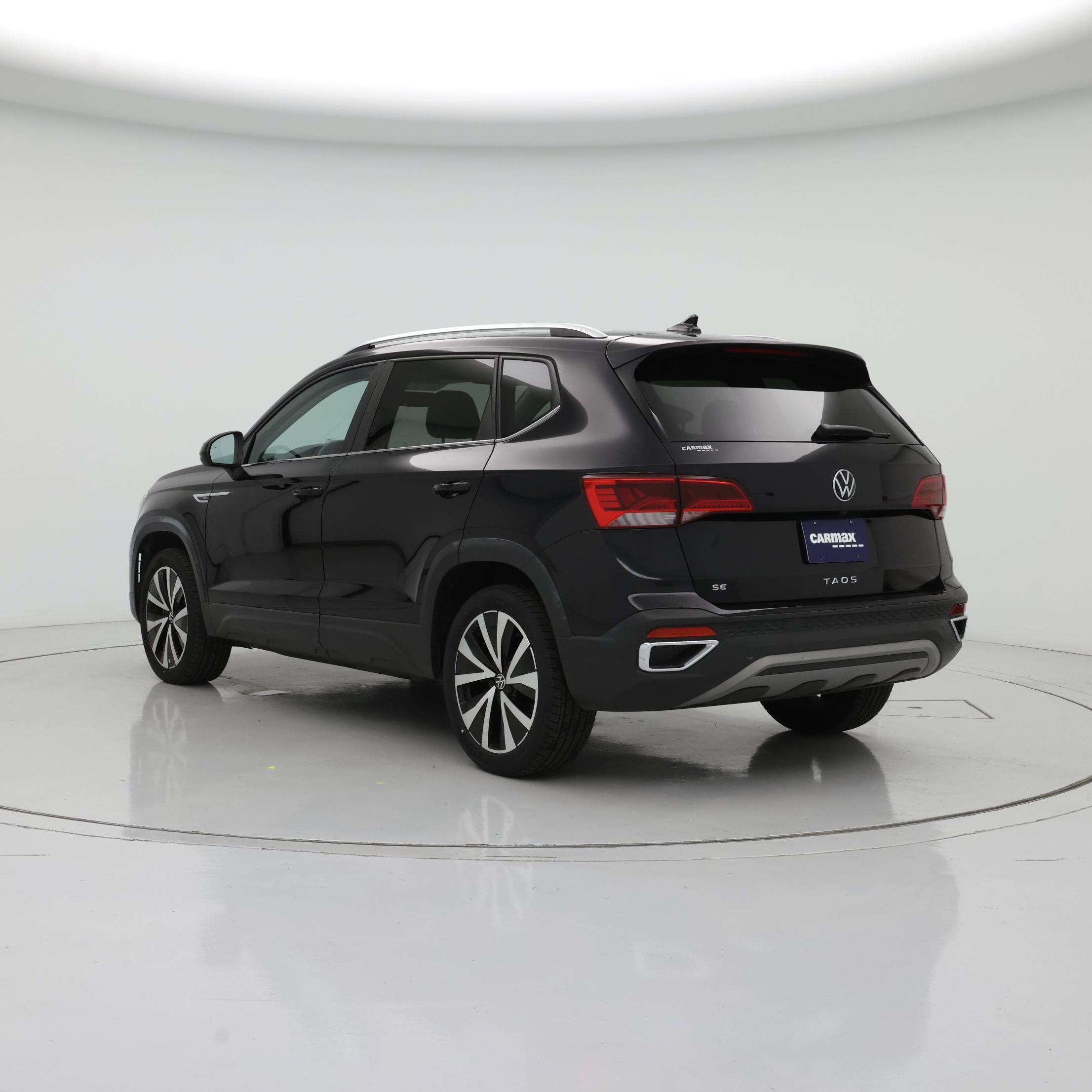 Thumbnail: 2022 Volkswagen Taos - 2