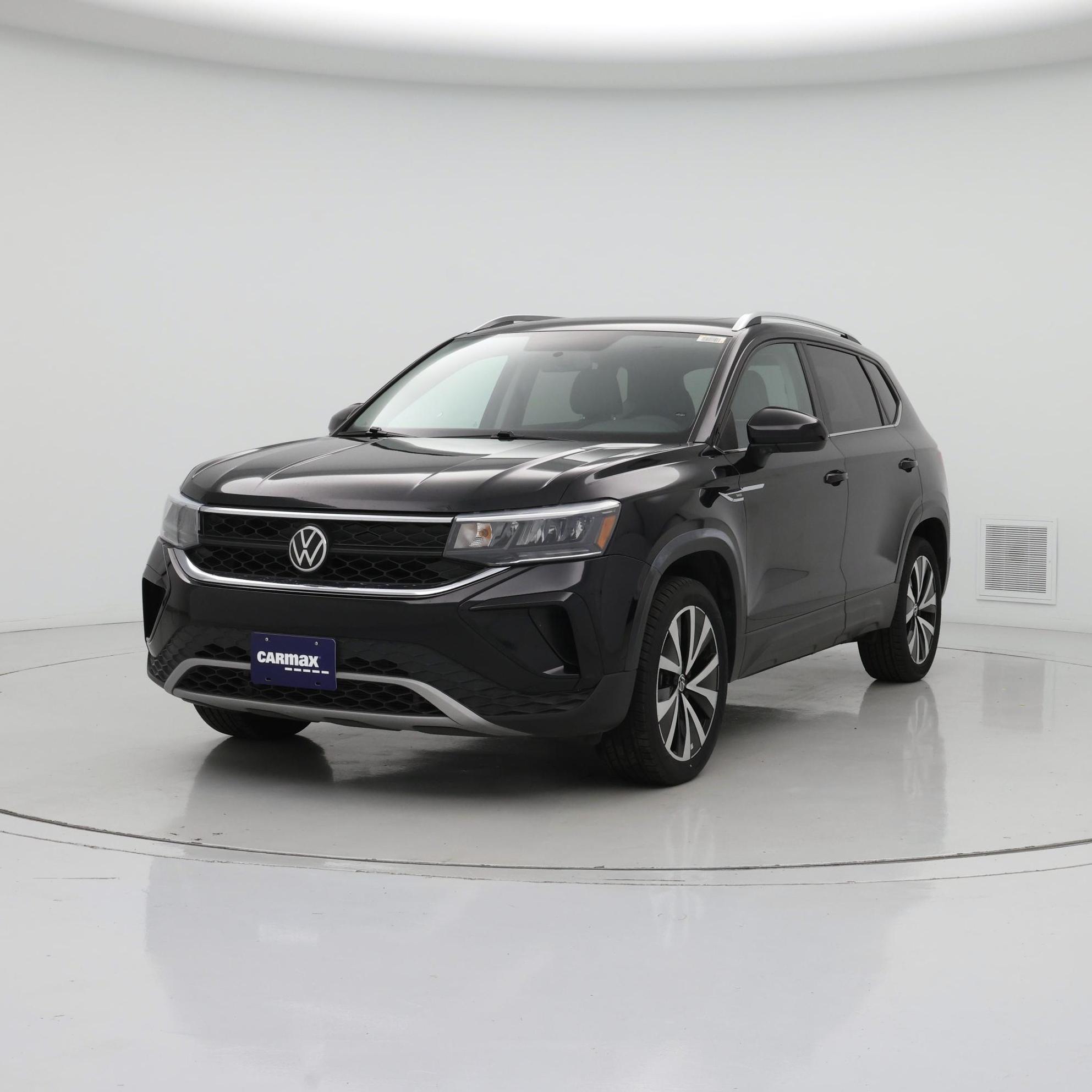 Thumbnail: 2022 Volkswagen Taos - 4