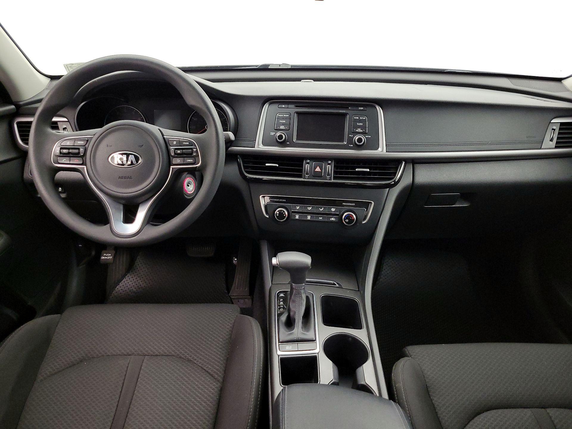 Thumbnail: 2017 Kia Optima - 9