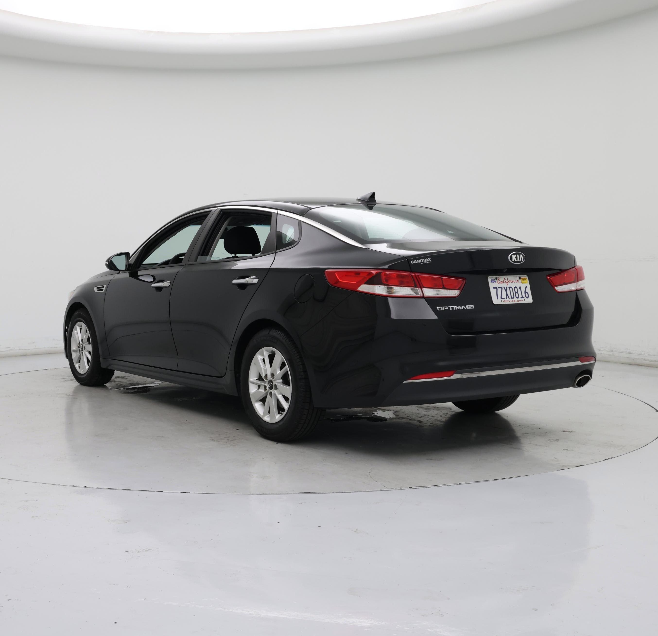 Thumbnail: 2017 Kia Optima - 2
