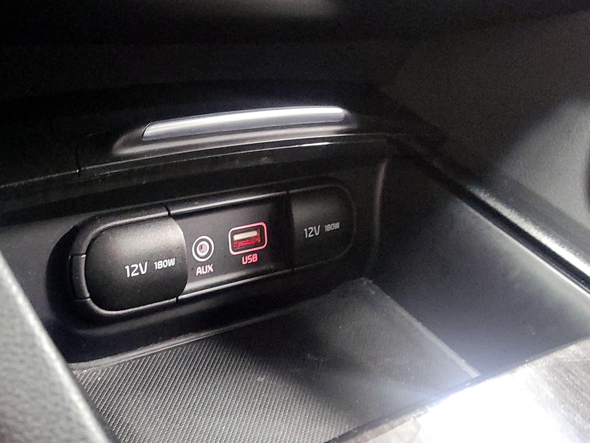 Thumbnail: 2019 Kia Optima - 18