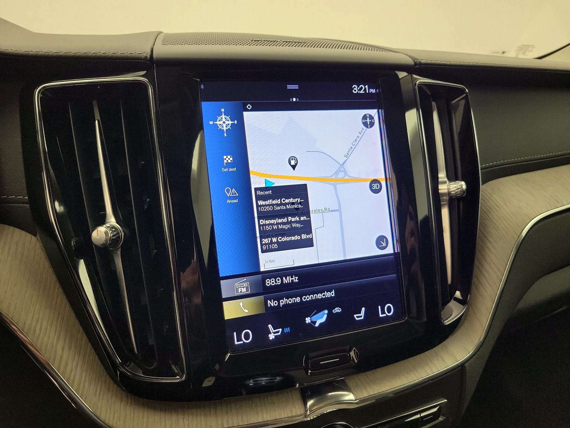 Thumbnail: 2021 Volvo XC60 - 14