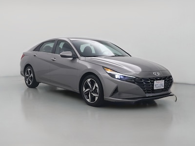 Silver 2022 Hyundai Elantra Limited
