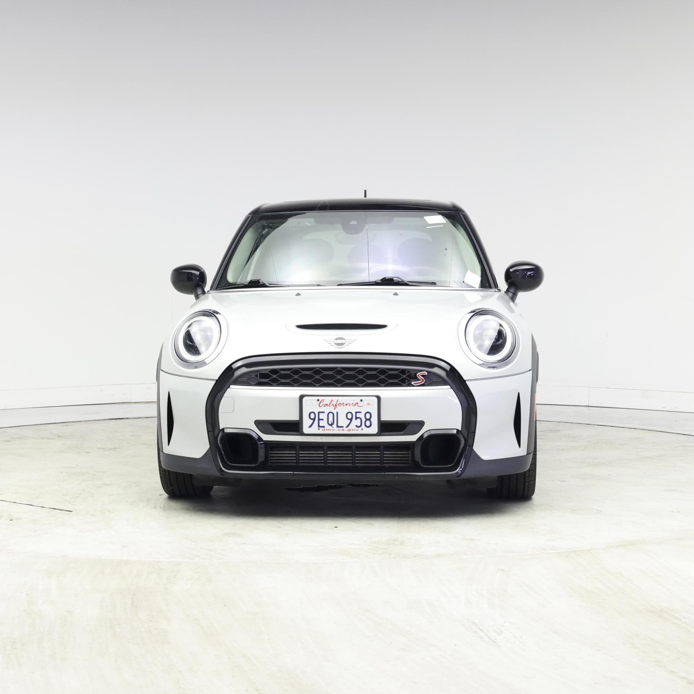 Thumbnail: 2022 MINI Cooper Hardtop - 5