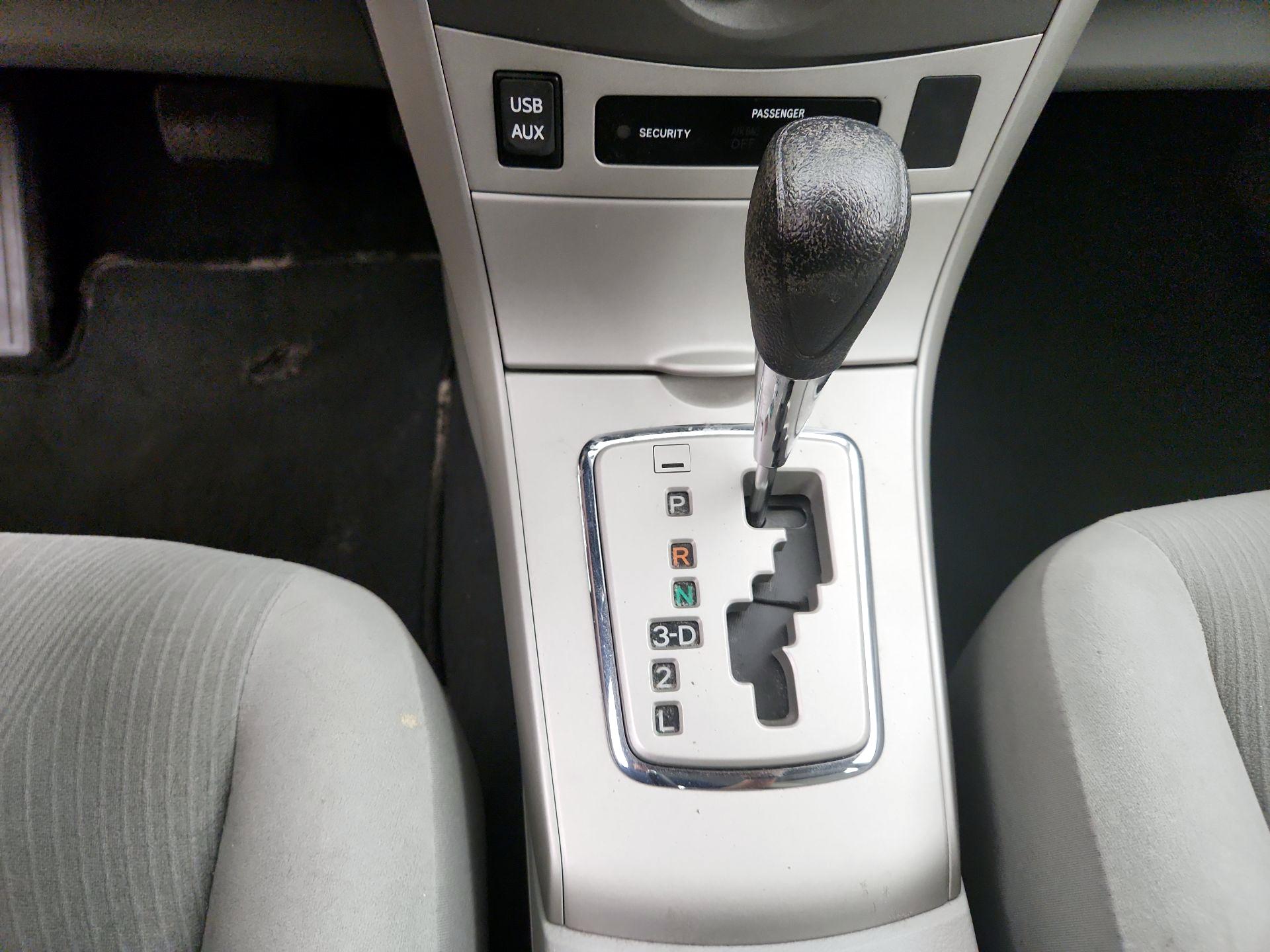 Thumbnail: 2013 Toyota Corolla - 16