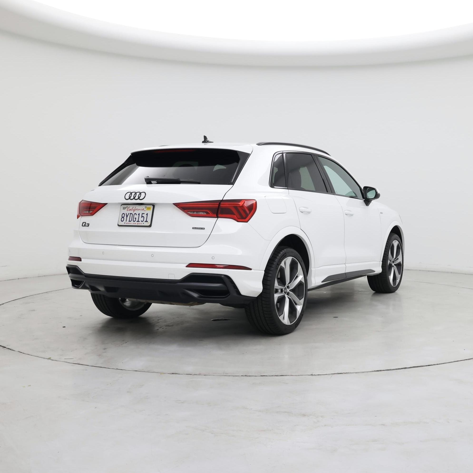 Thumbnail: 2022 Audi Q3 - 8
