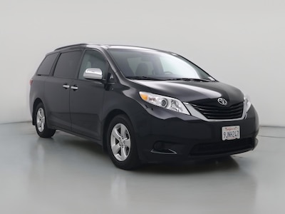 Black 2017 Toyota Sienna LE
