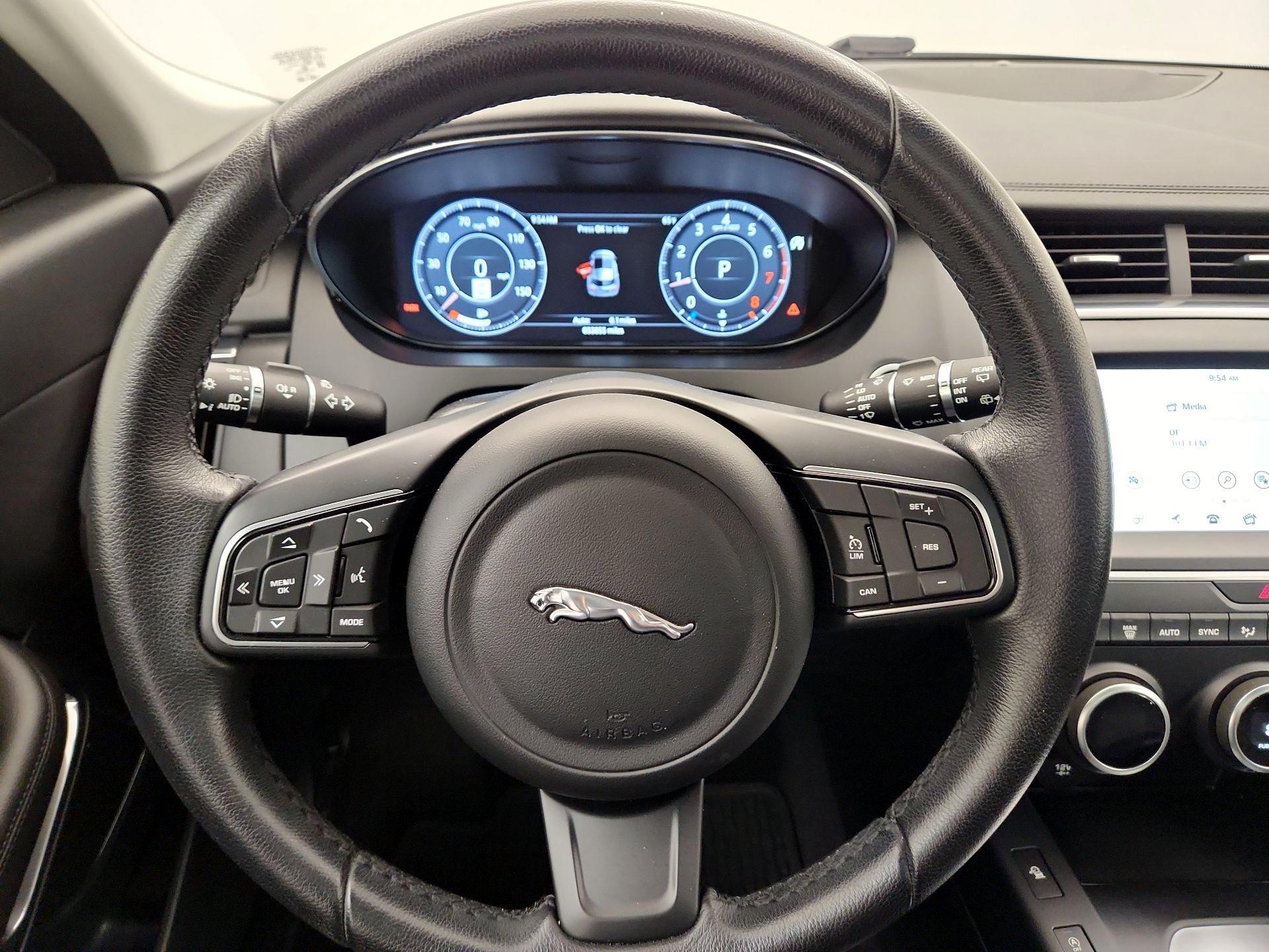 Thumbnail: 2020 Jaguar E-Pace - 10