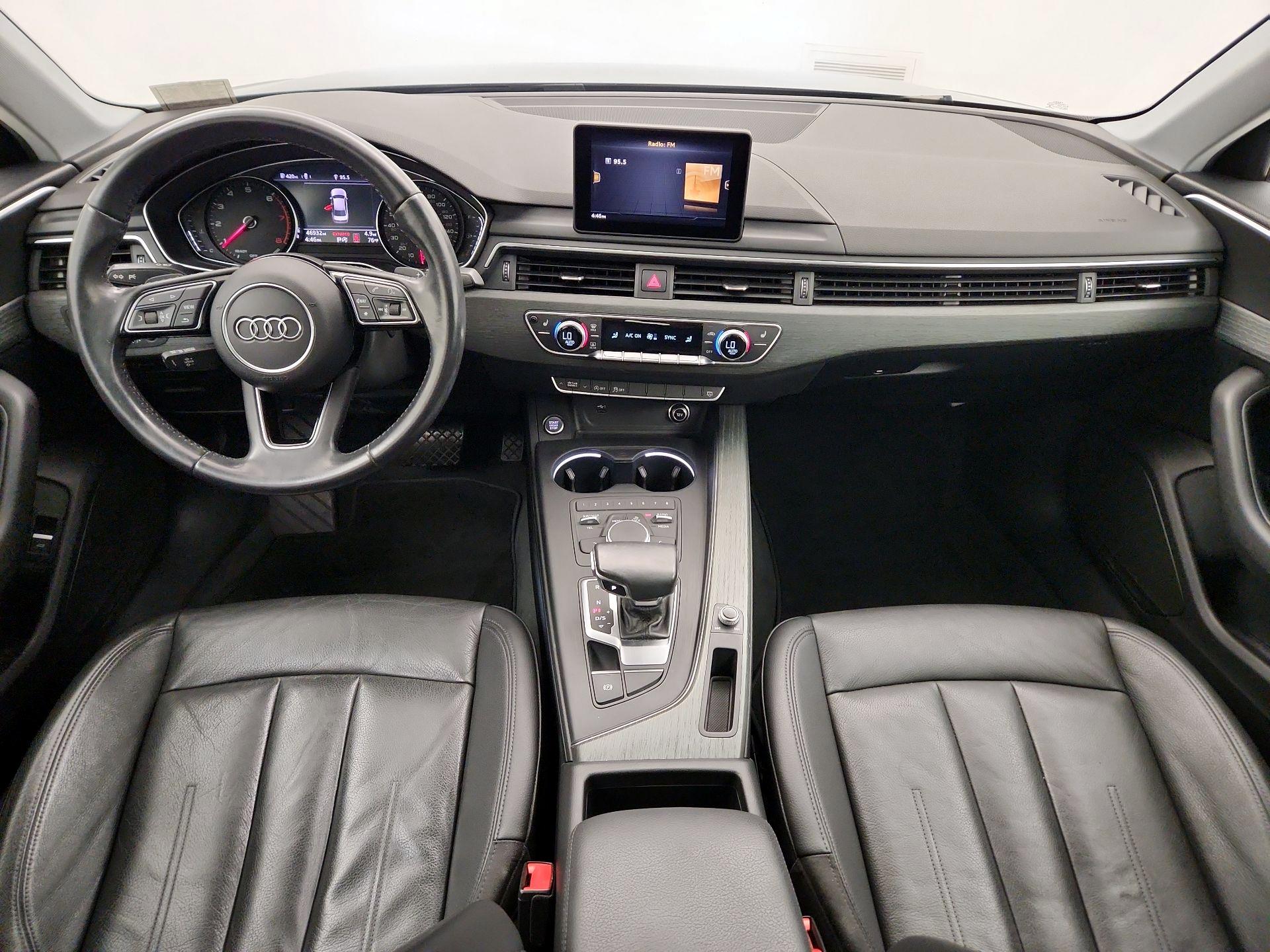 Thumbnail: 2019 Audi A4 - 9