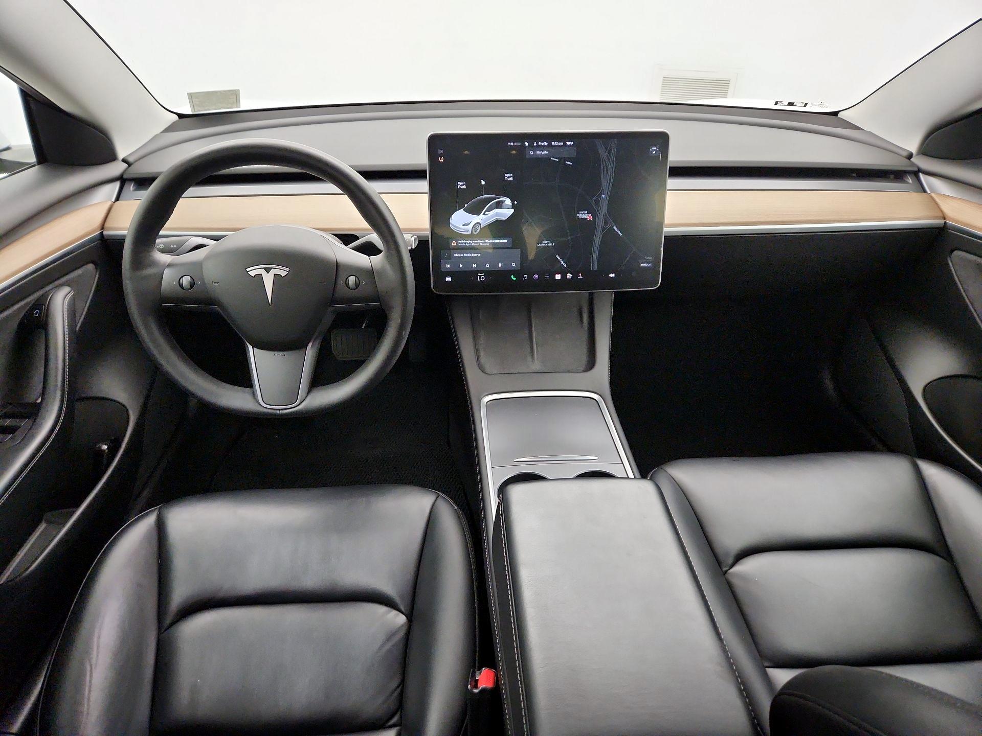 Thumbnail: 2021 Tesla Model 3 - 9