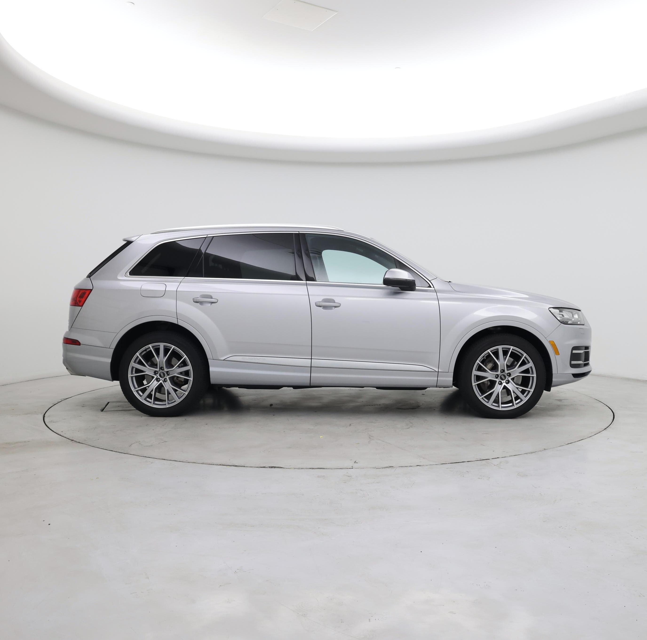 Thumbnail: 2017 Audi Q7 - 7