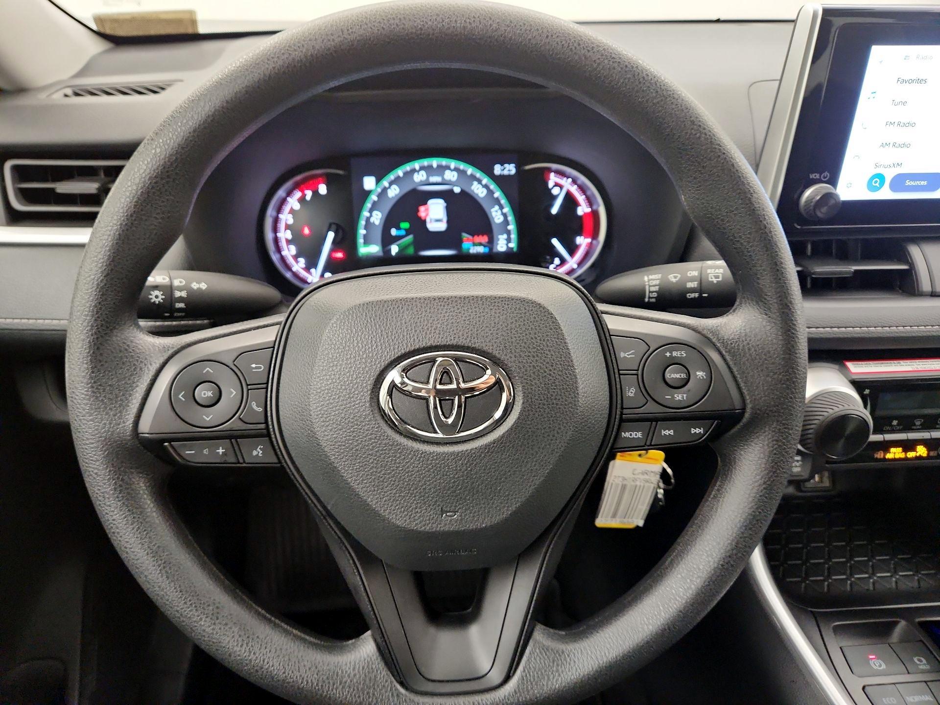 Thumbnail: 2024 Toyota RAV4 - 10