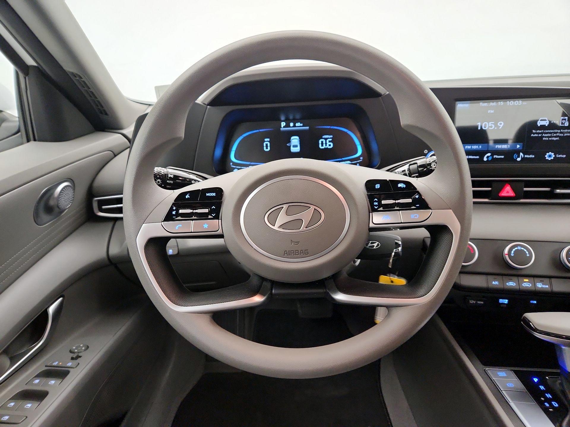 Thumbnail: 2024 Hyundai Elantra - 10