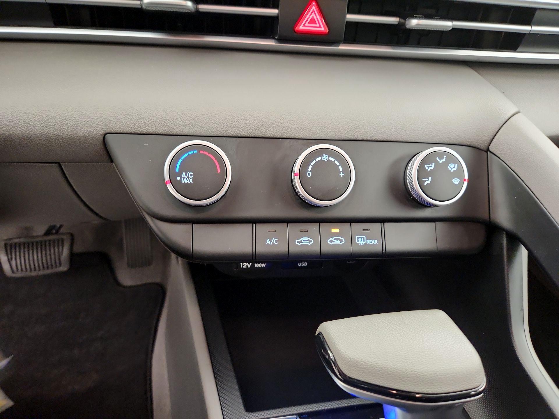 Thumbnail: 2024 Hyundai Elantra - 16