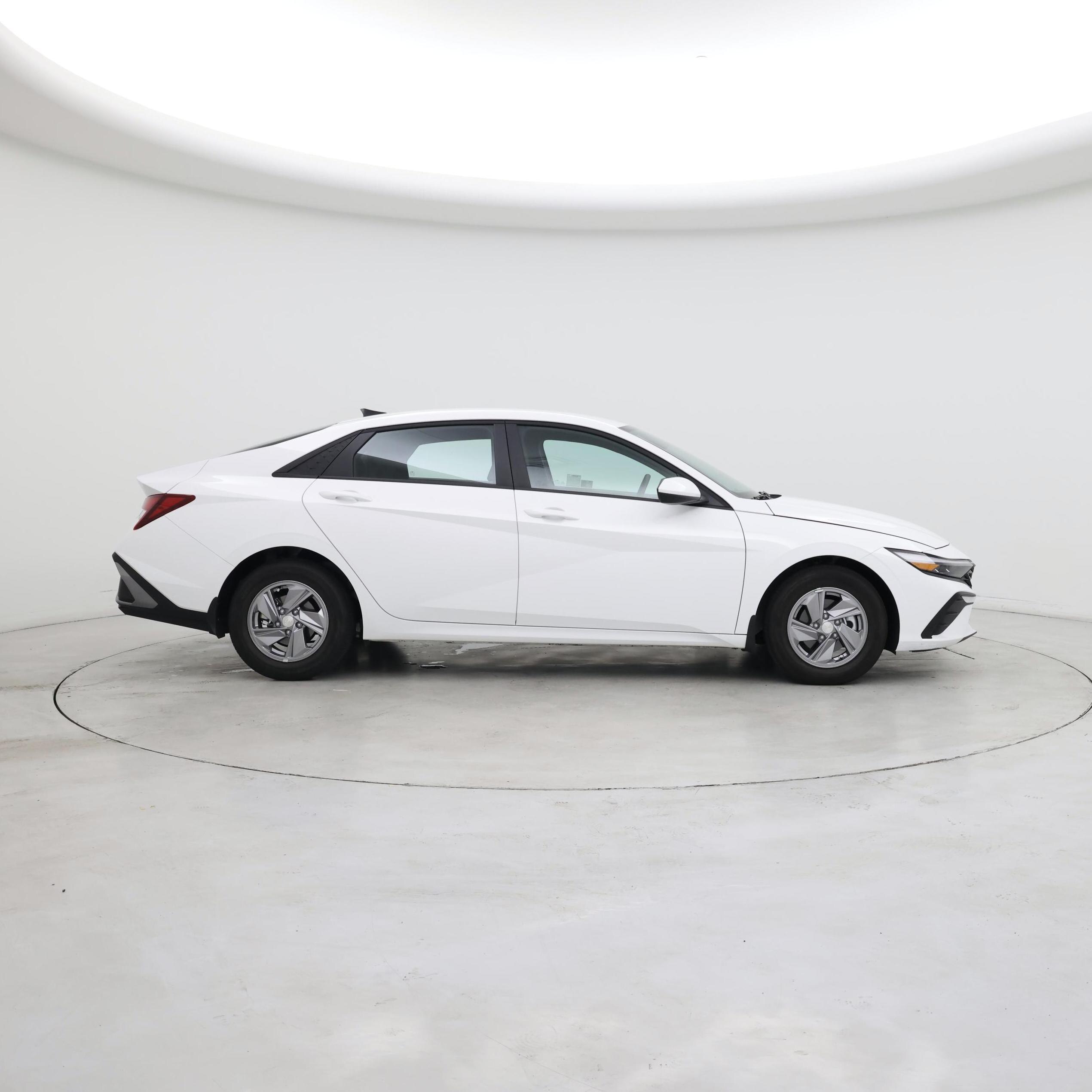 Thumbnail: 2024 Hyundai Elantra - 7