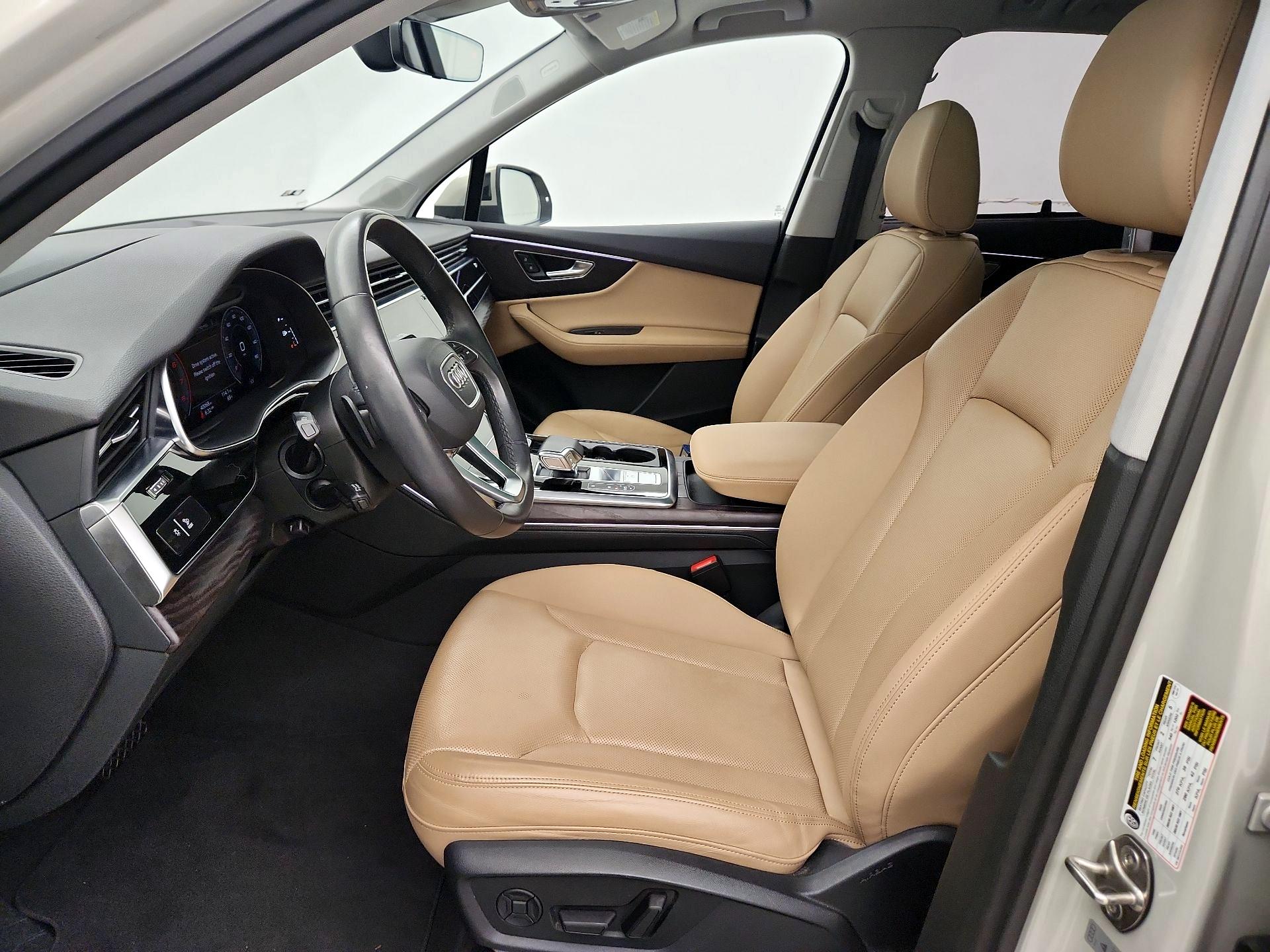 Thumbnail: 2021 Audi Q7 - 11