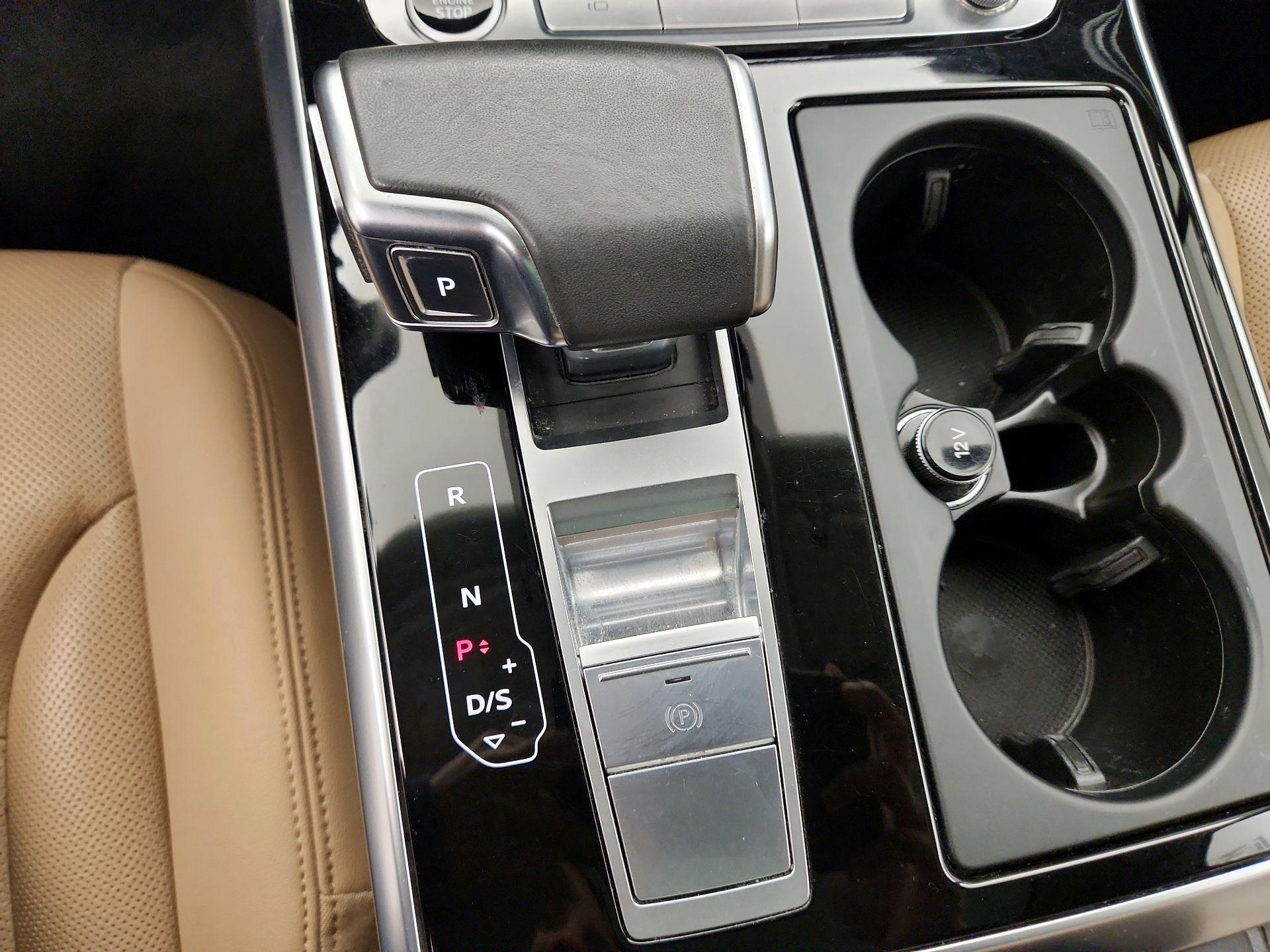 Thumbnail: 2021 Audi Q7 - 18