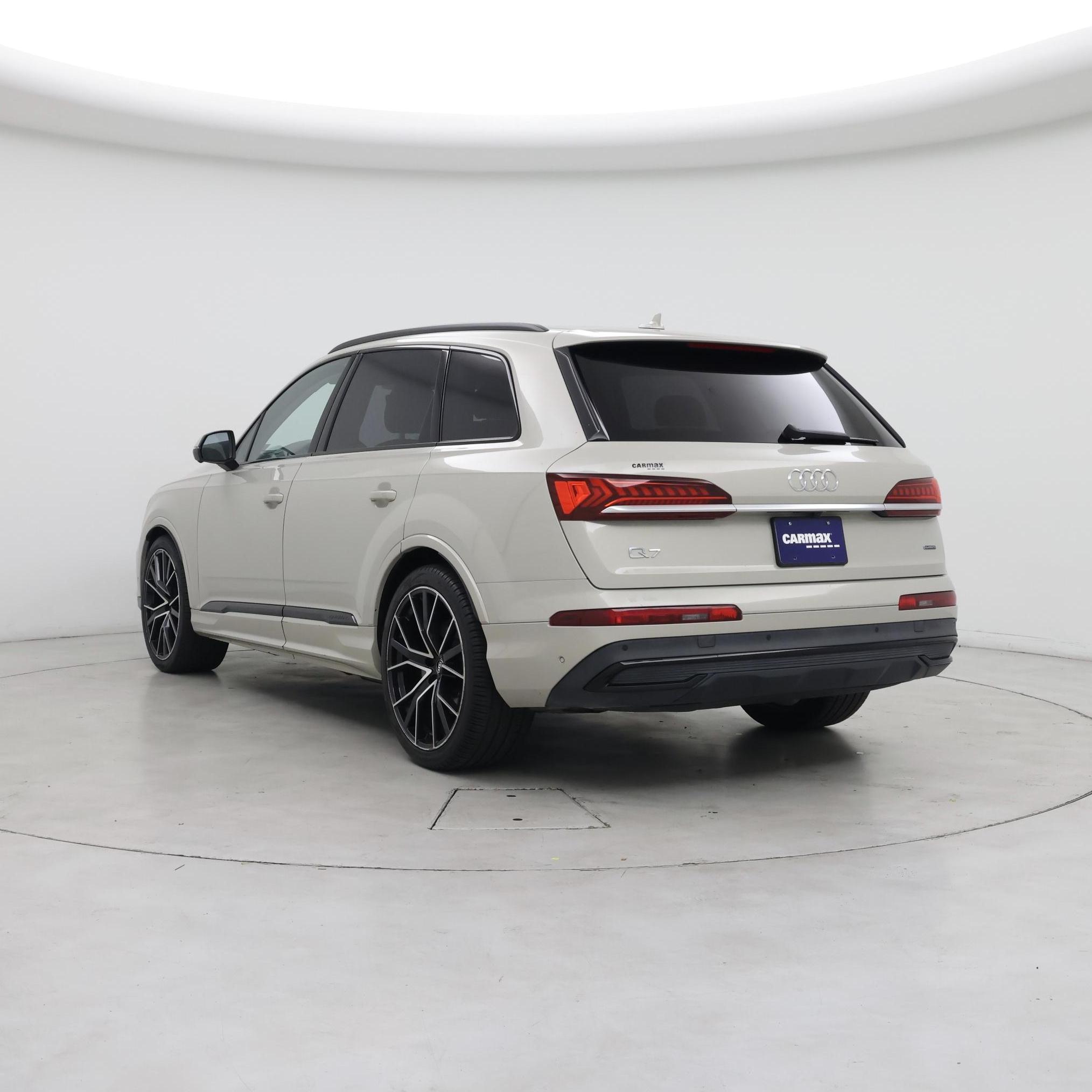 Thumbnail: 2021 Audi Q7 - 2