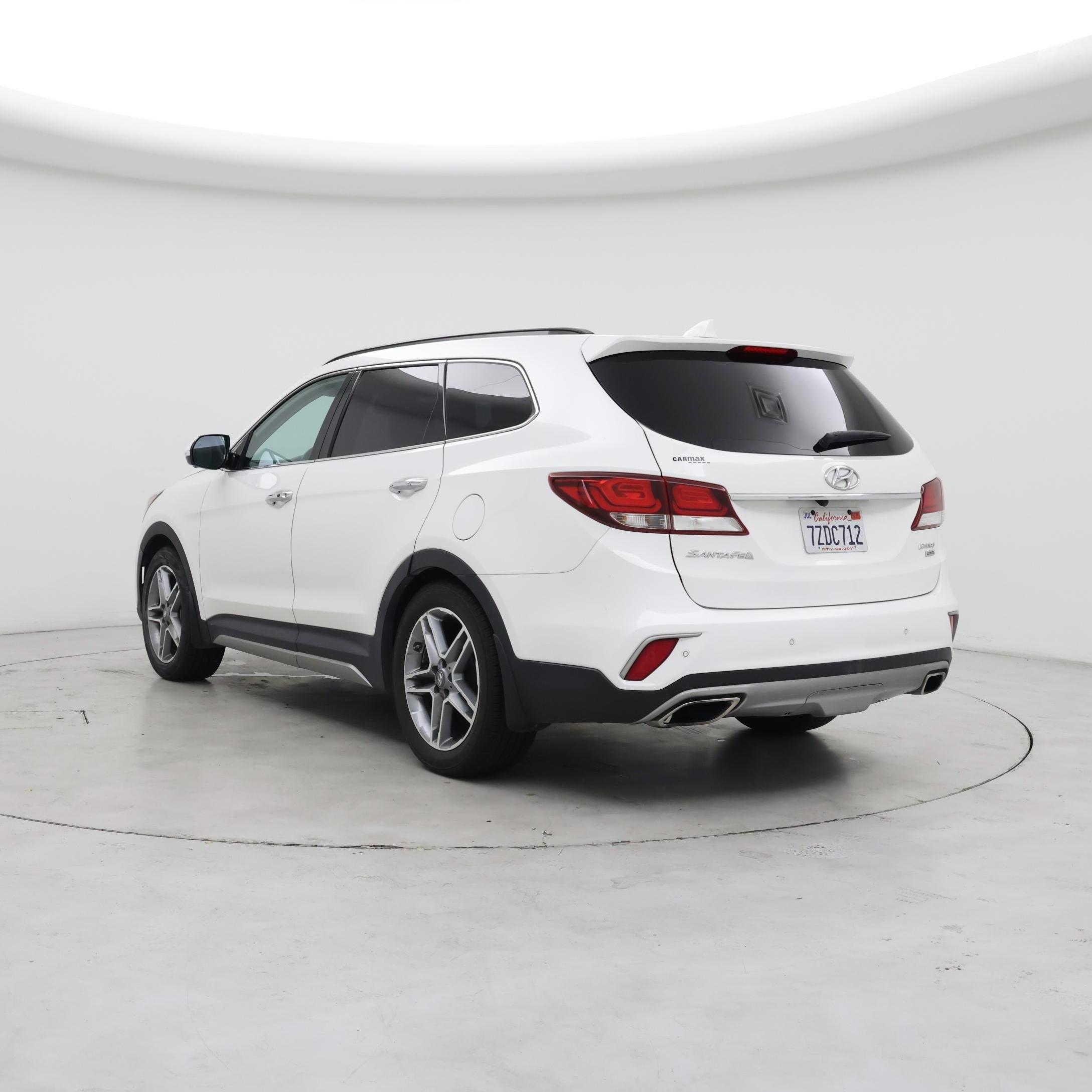 Thumbnail: 2017 Hyundai Santa Fe - 2