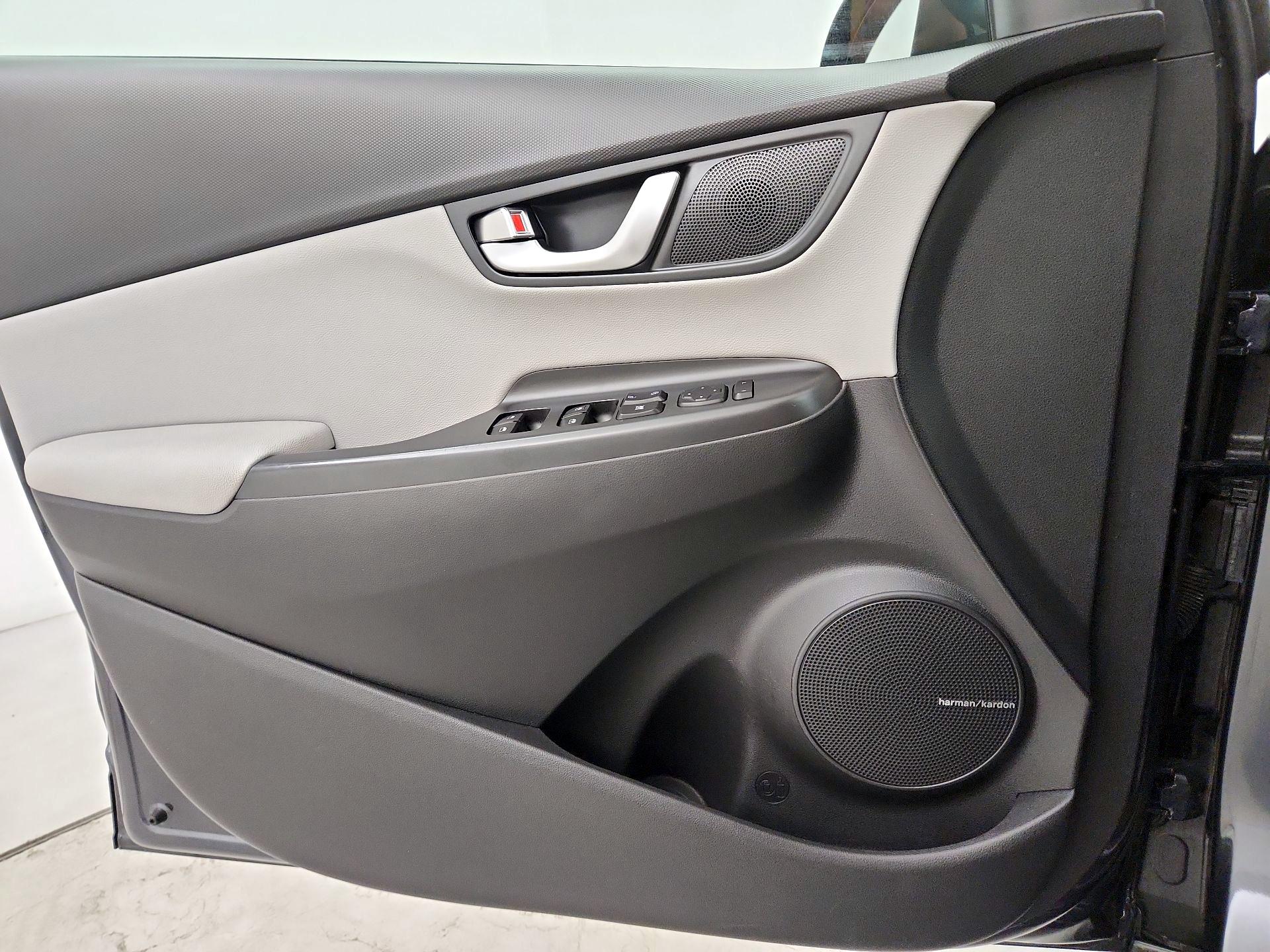 Thumbnail: 2022 Hyundai Kona - 12