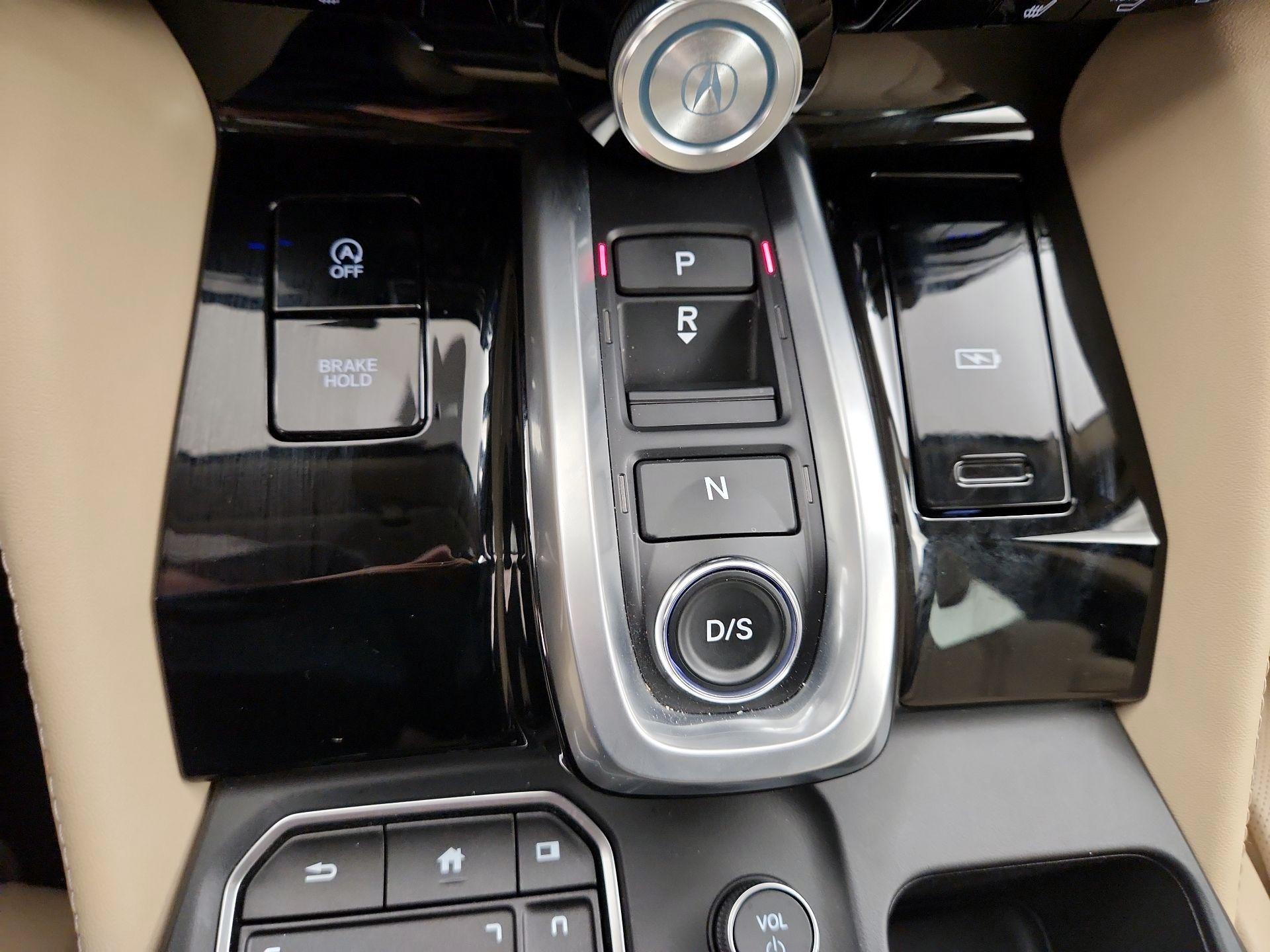 Thumbnail: 2023 Acura MDX - 18