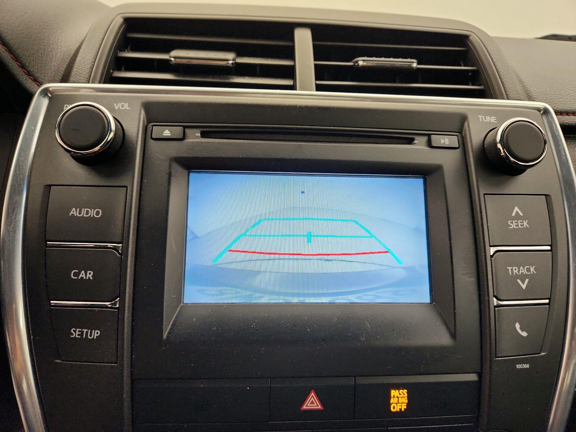 Thumbnail: 2015 Toyota Camry - 13