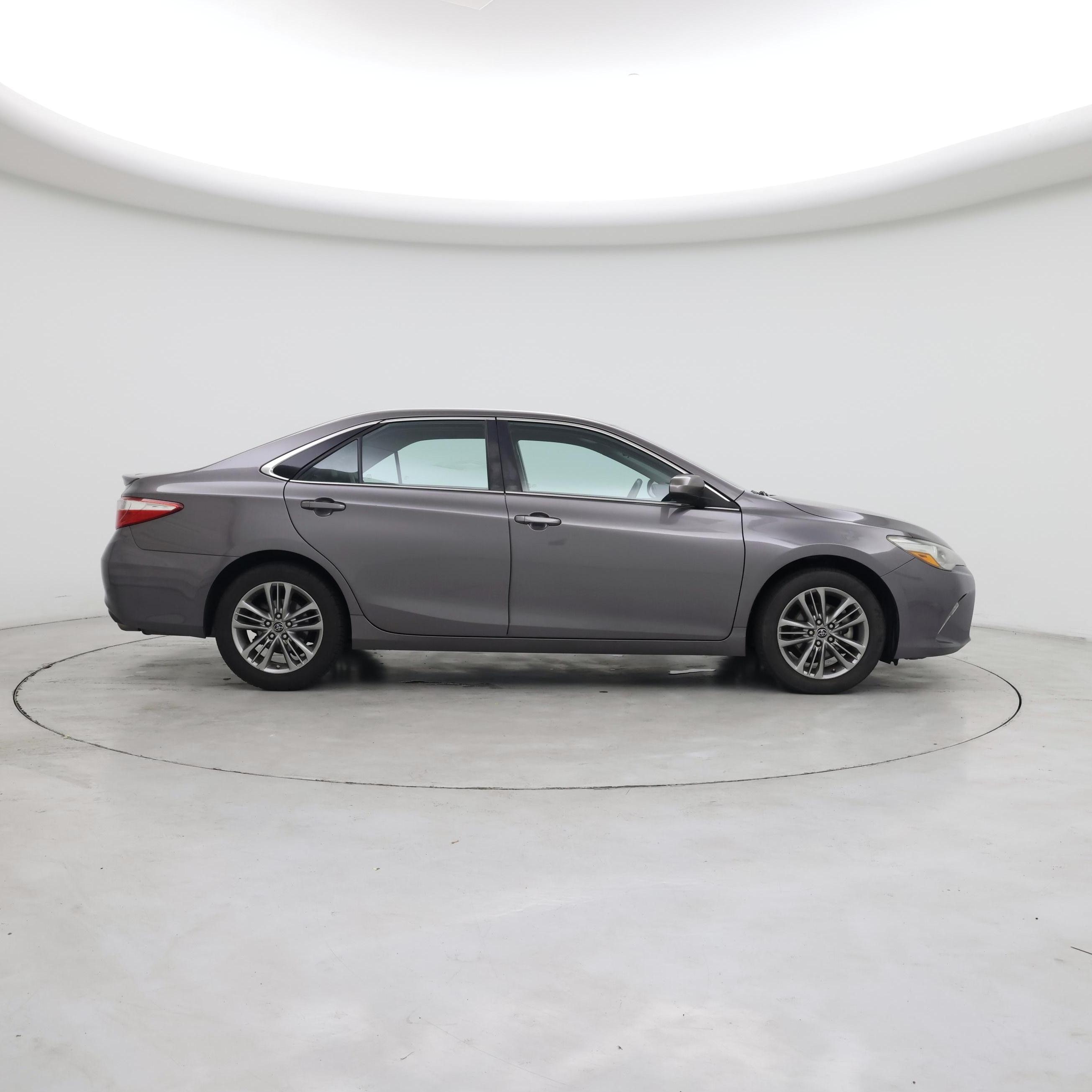 Thumbnail: 2015 Toyota Camry - 7