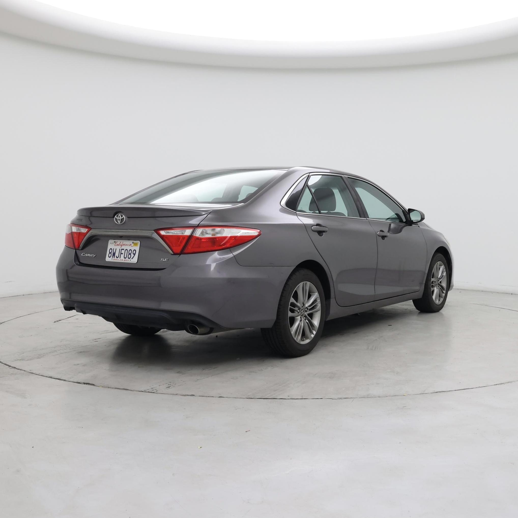 Thumbnail: 2015 Toyota Camry - 8