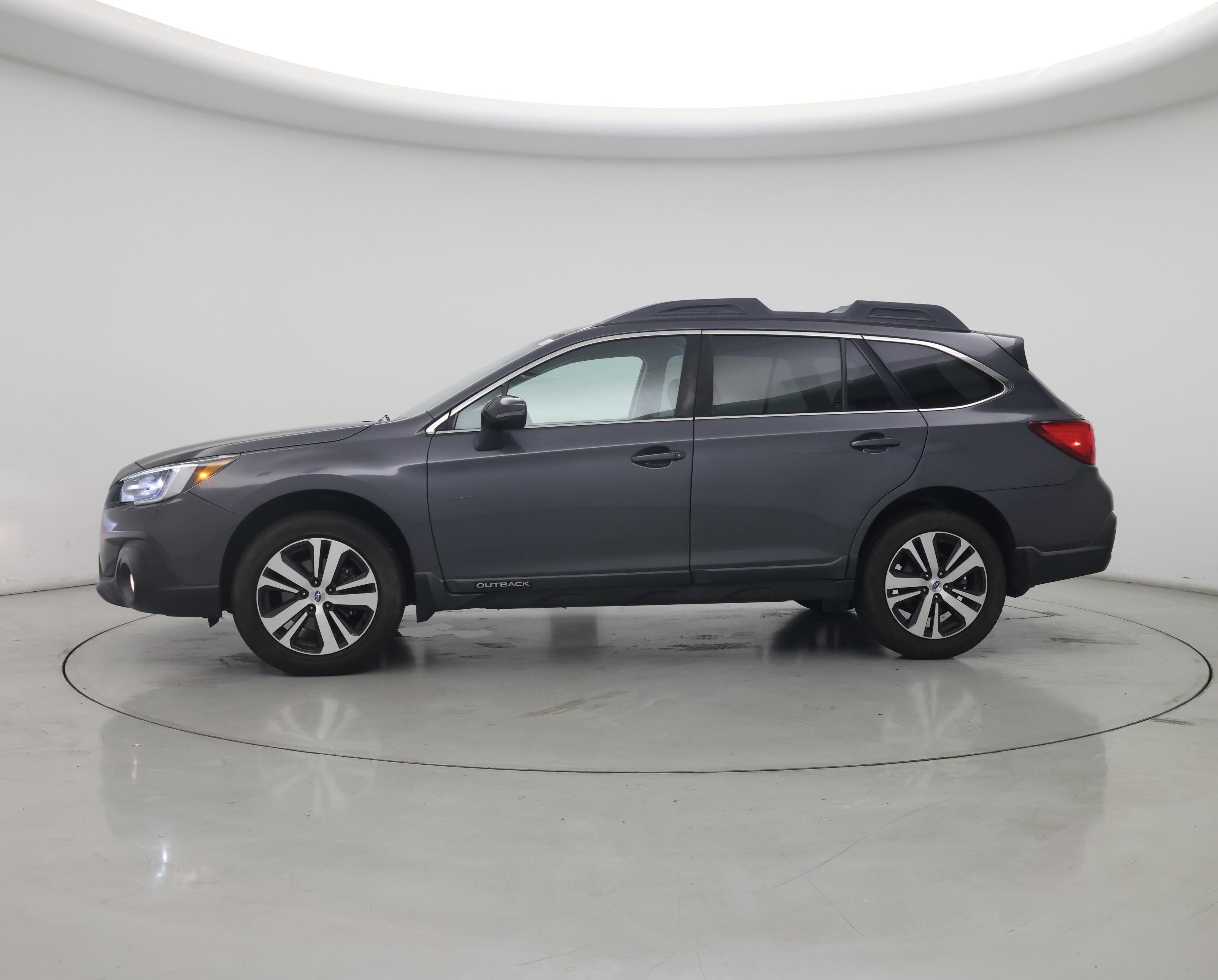 Thumbnail: 2018 Subaru Outback - 3