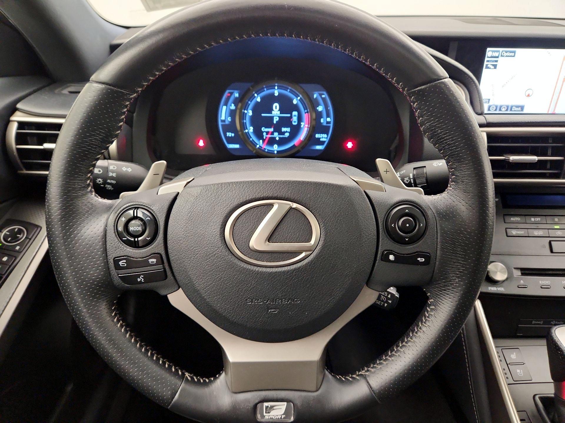 Thumbnail: 2015 Lexus IS - 10