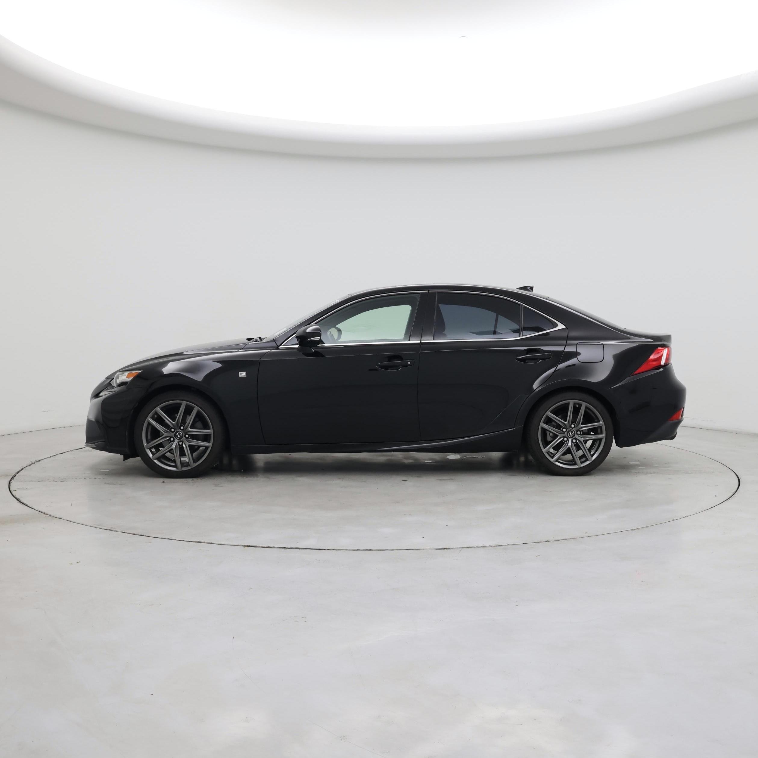 Thumbnail: 2015 Lexus IS - 3