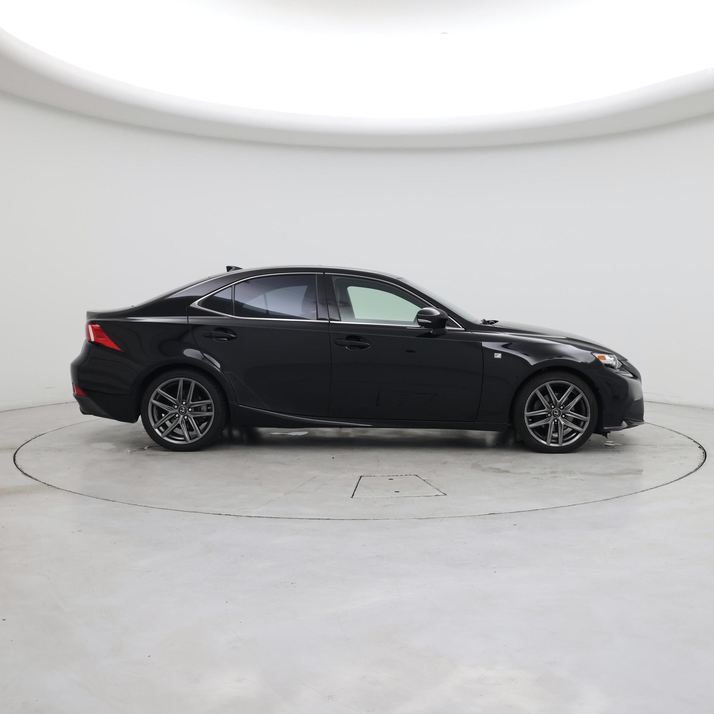 Thumbnail: 2015 Lexus IS - 7