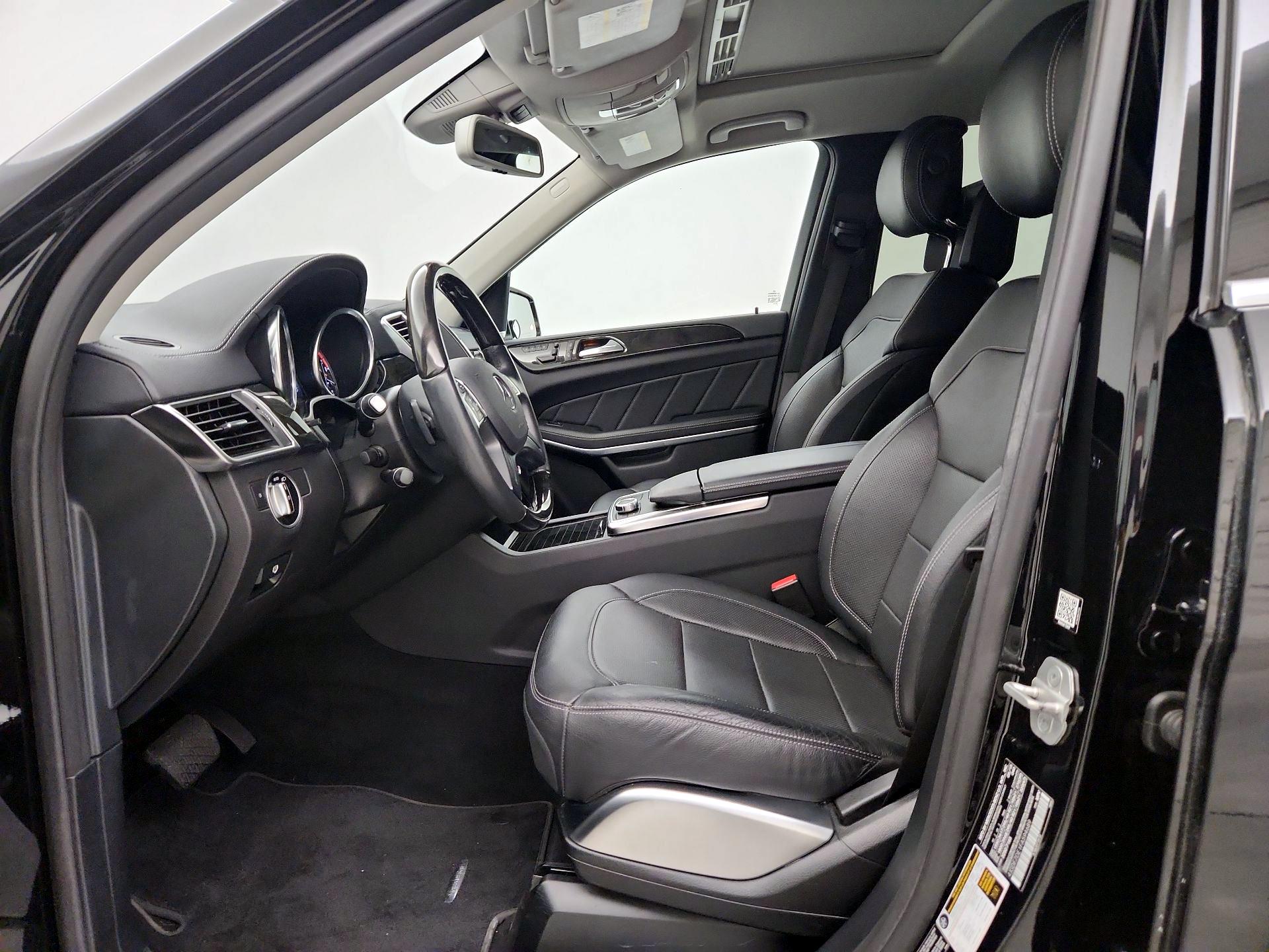 Thumbnail: 2015 Mercedes-Benz GL-Class - 11