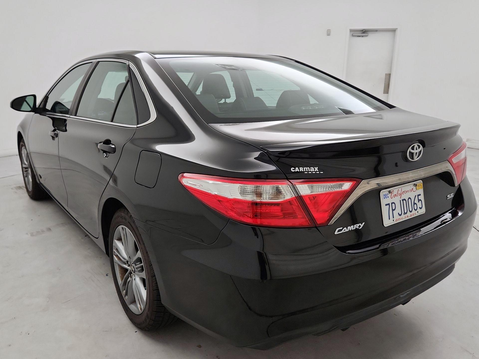 Thumbnail: 2016 Toyota Camry - 7
