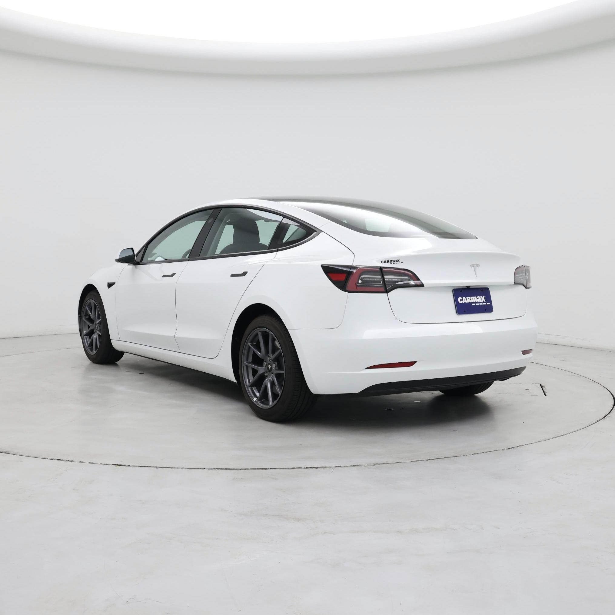 Thumbnail: 2023 Tesla Model 3 - 2