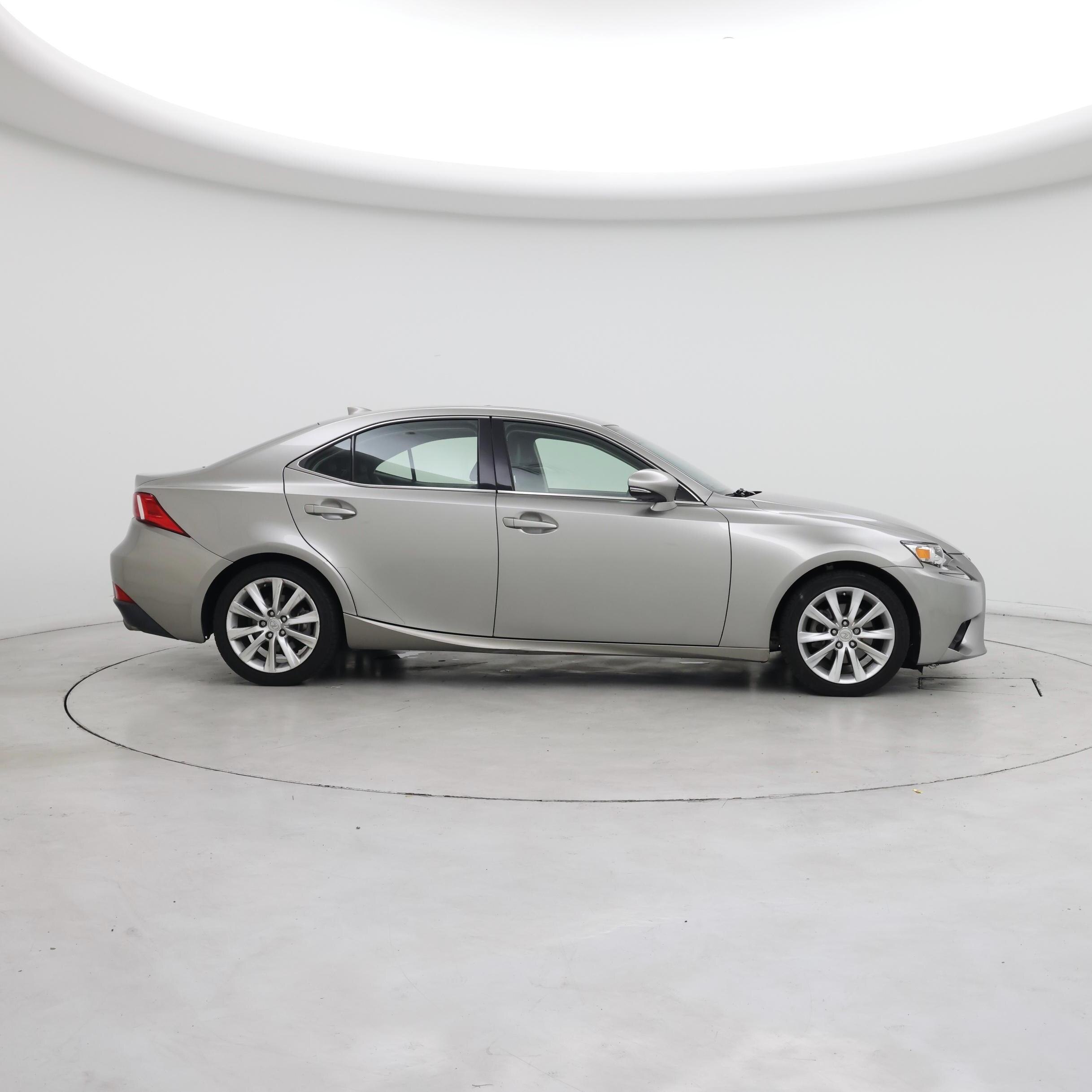 Thumbnail: 2015 Lexus IS - 7