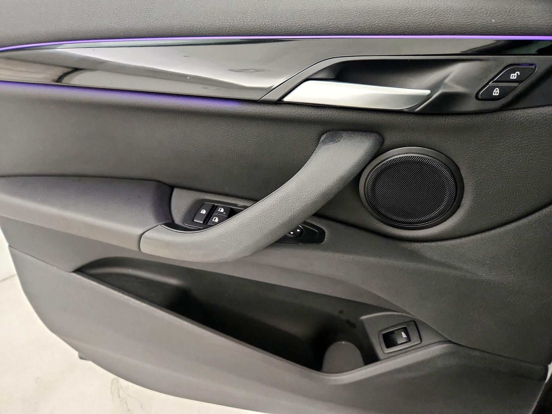 Thumbnail: 2020 BMW X1 - 12