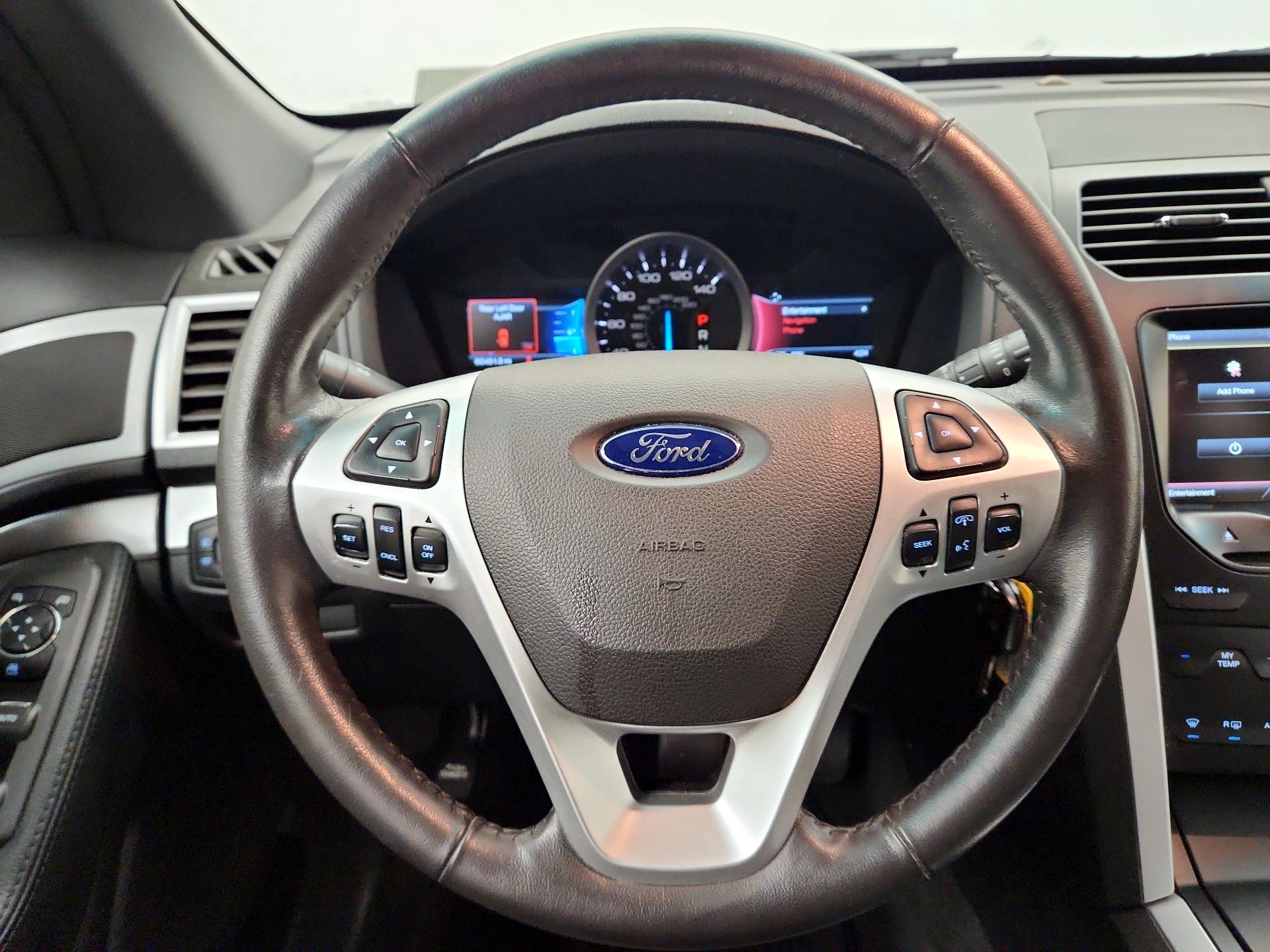 Thumbnail: 2014 Ford Explorer - 10