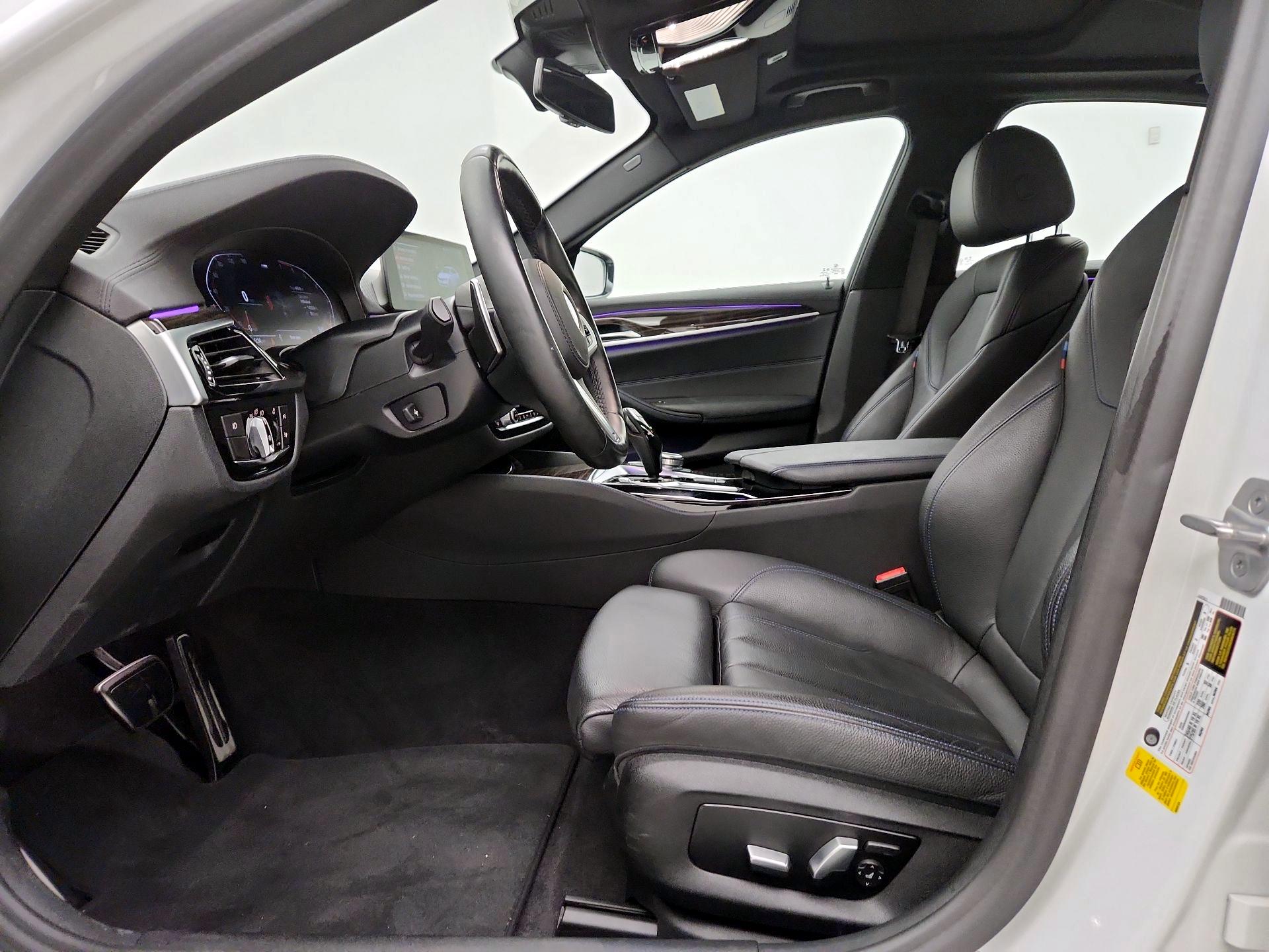 Thumbnail: 2020 BMW 5 Series - 11