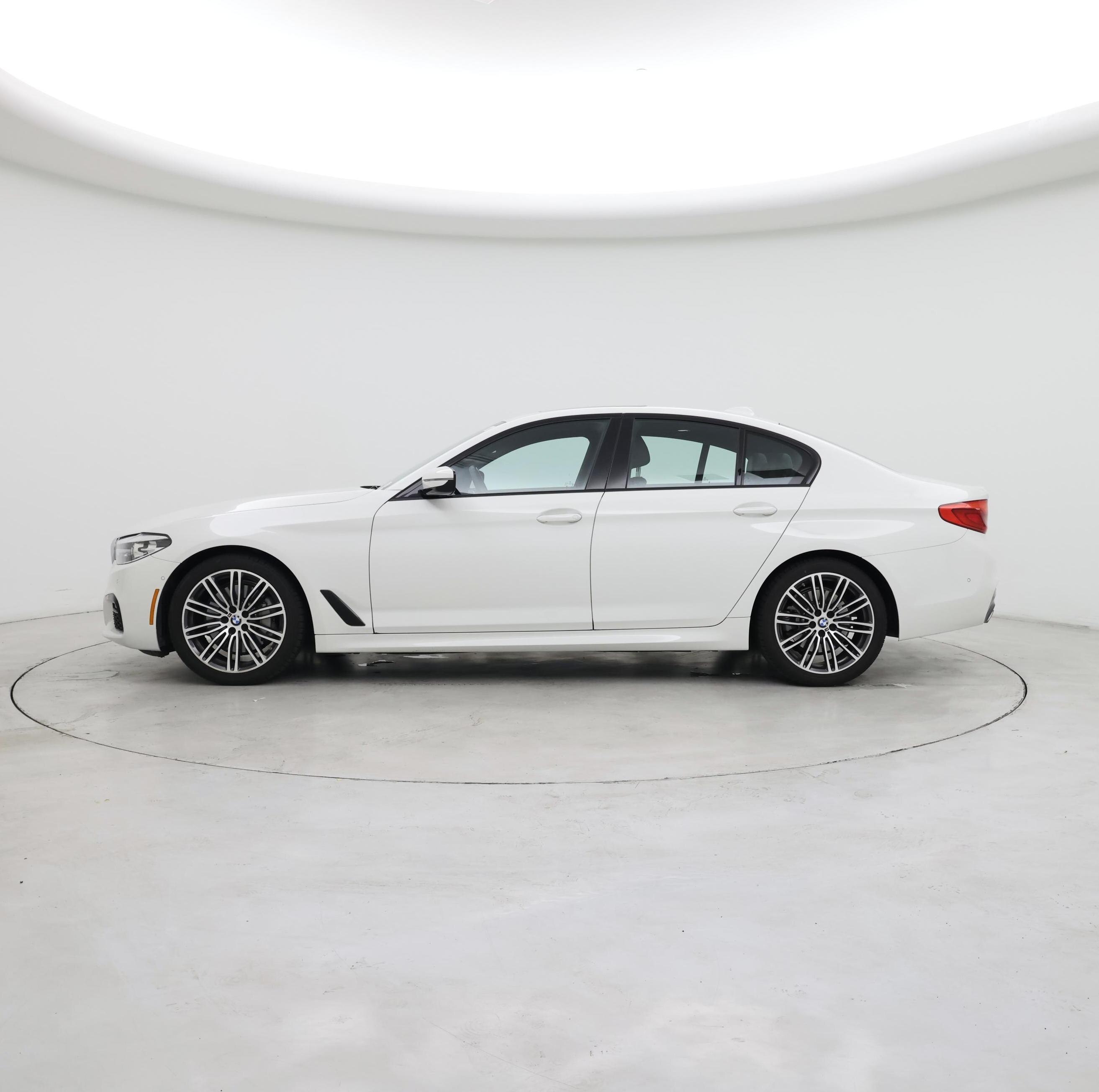 Thumbnail: 2020 BMW 5 Series - 3