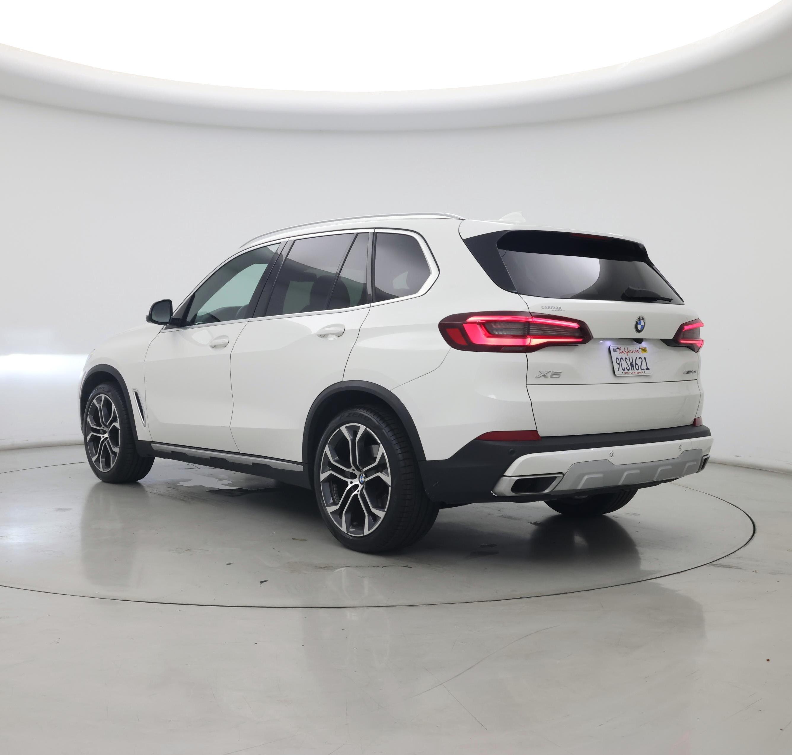 Thumbnail: 2022 BMW X5 - 2