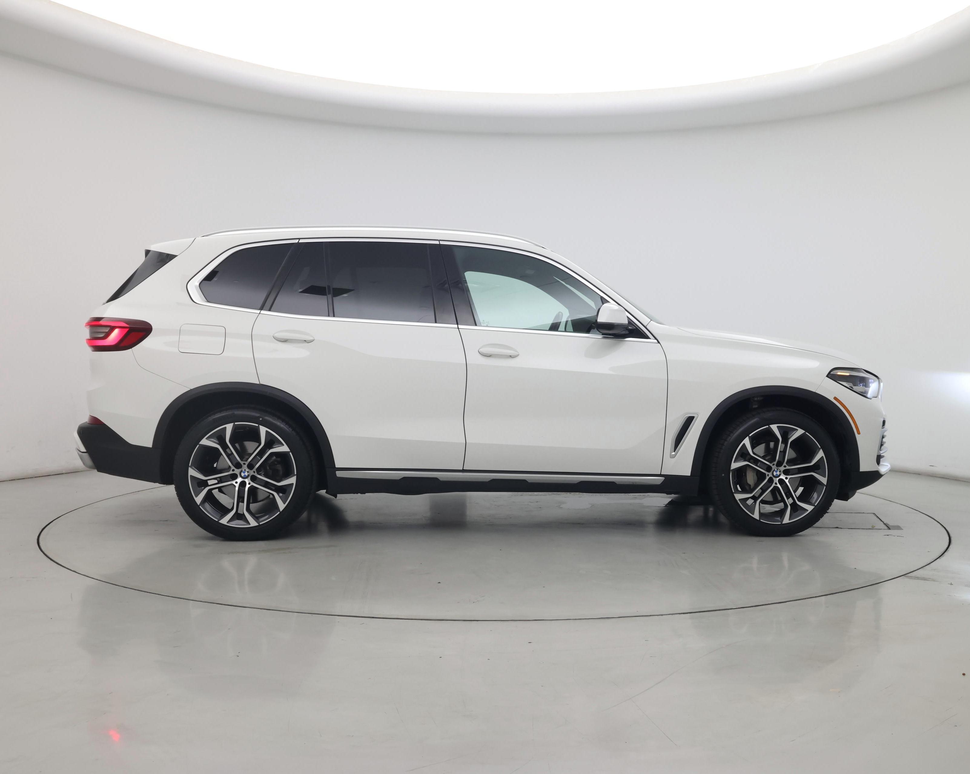 Thumbnail: 2022 BMW X5 - 7