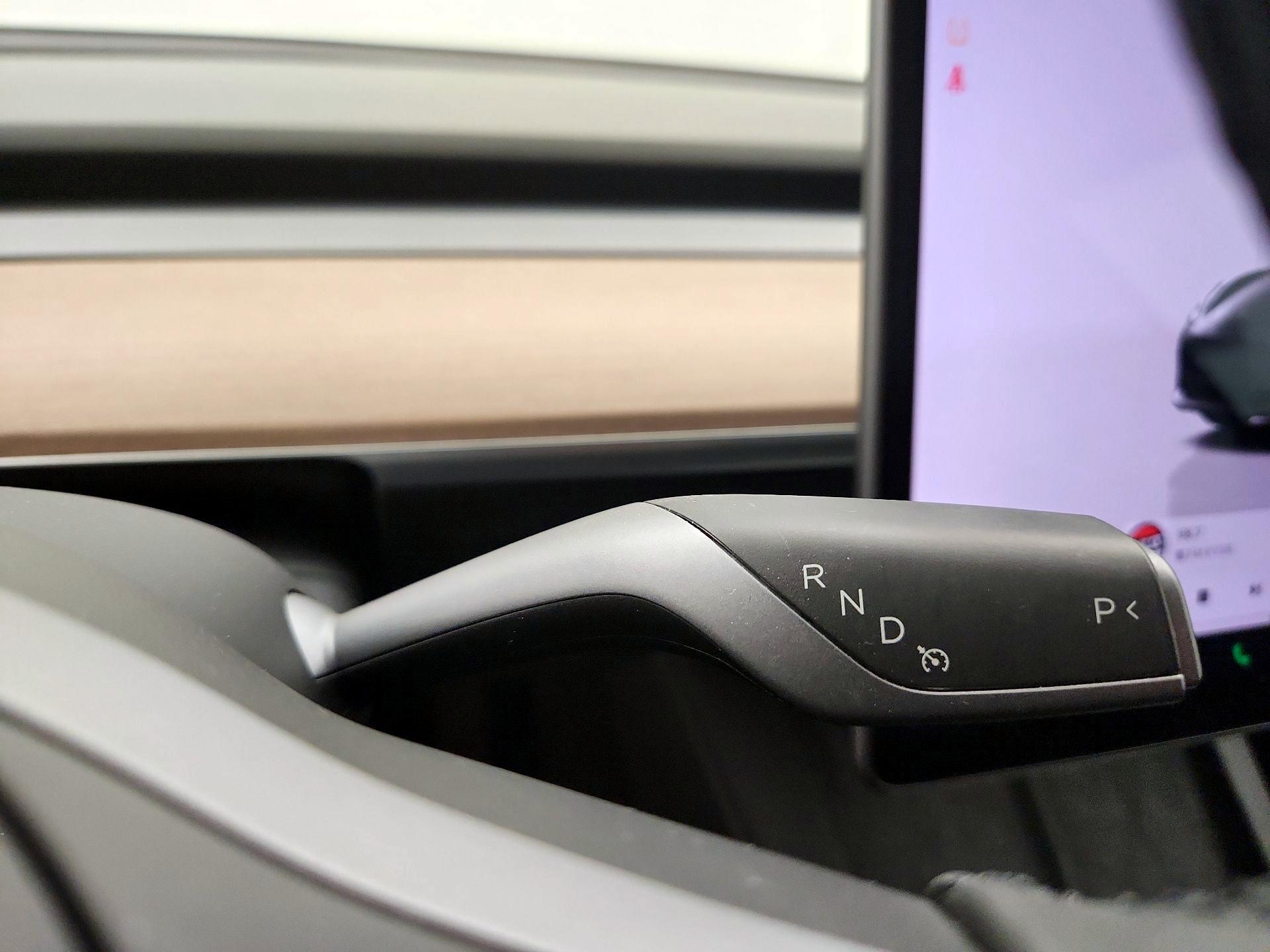 Thumbnail: 2022 Tesla Model 3 - 17