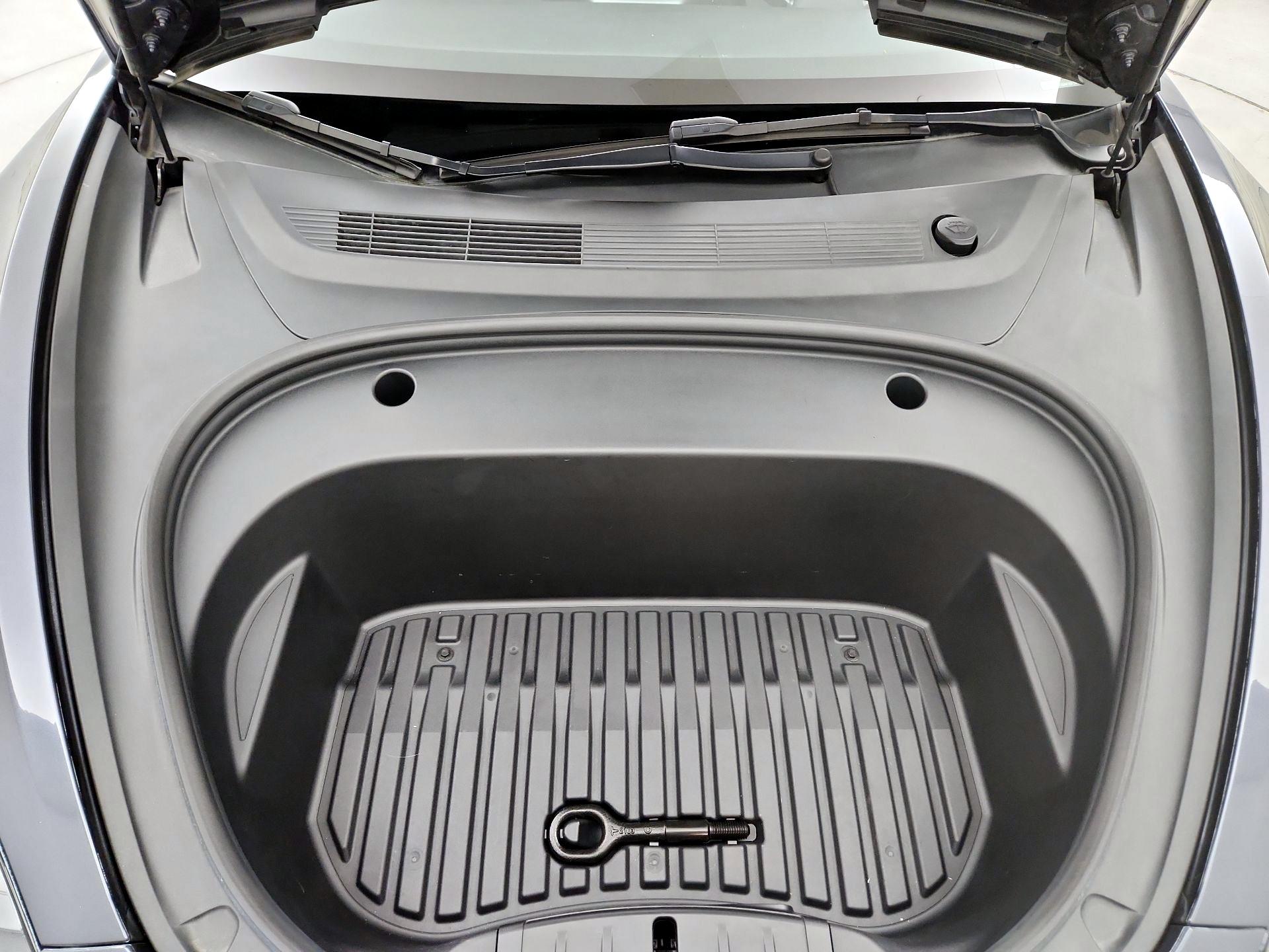 Thumbnail: 2022 Tesla Model 3 - 20