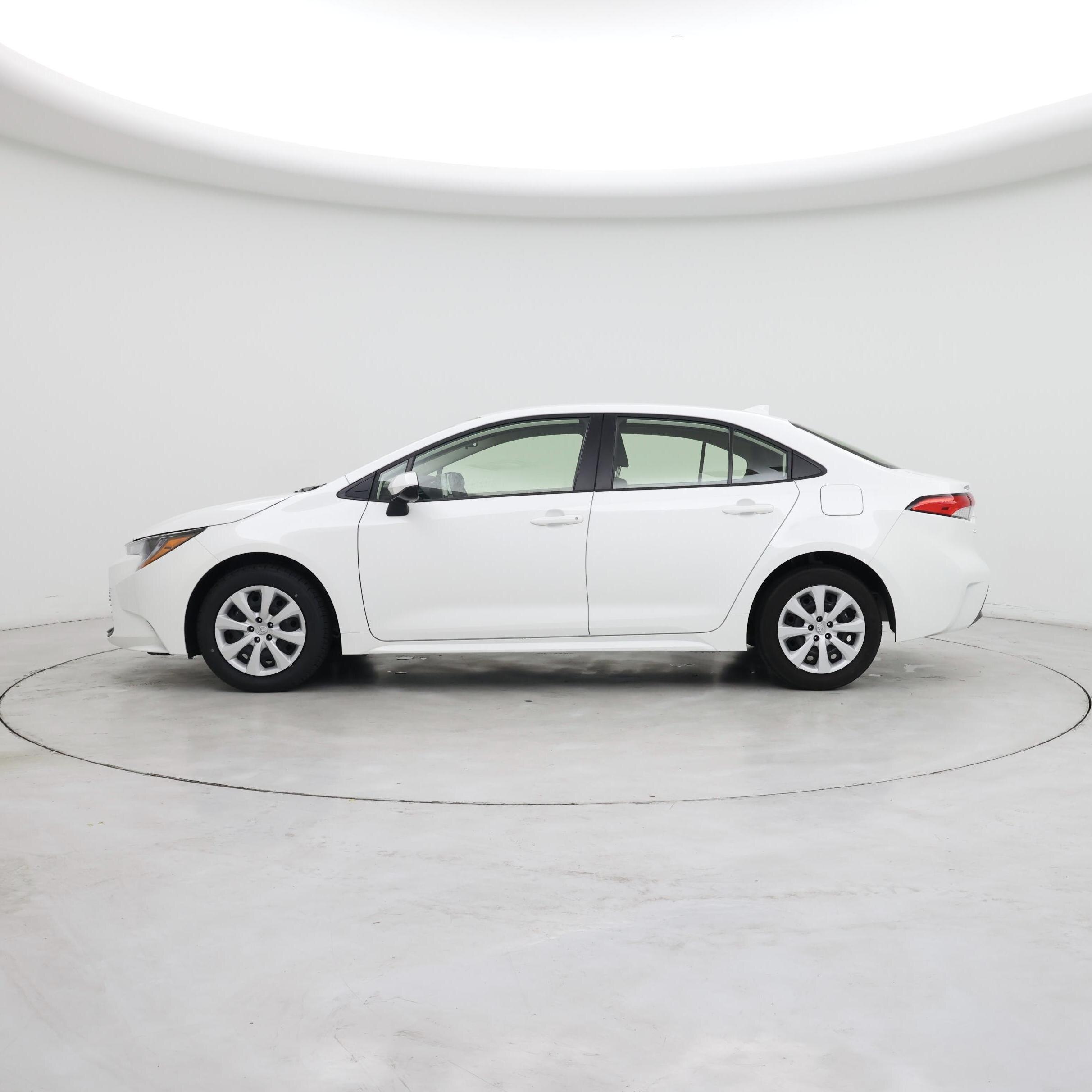 Thumbnail: 2024 Toyota Corolla - 3