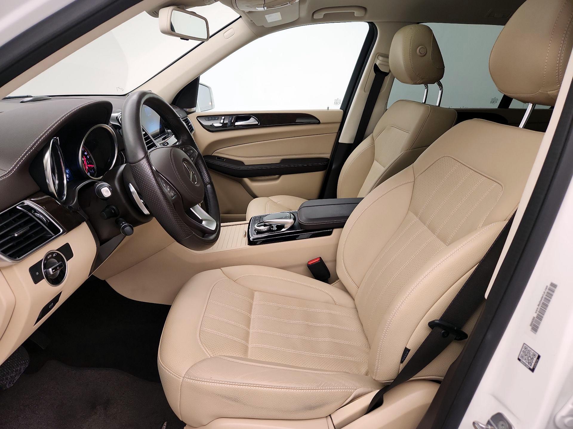 Thumbnail: 2019 Mercedes-Benz GLS - 11