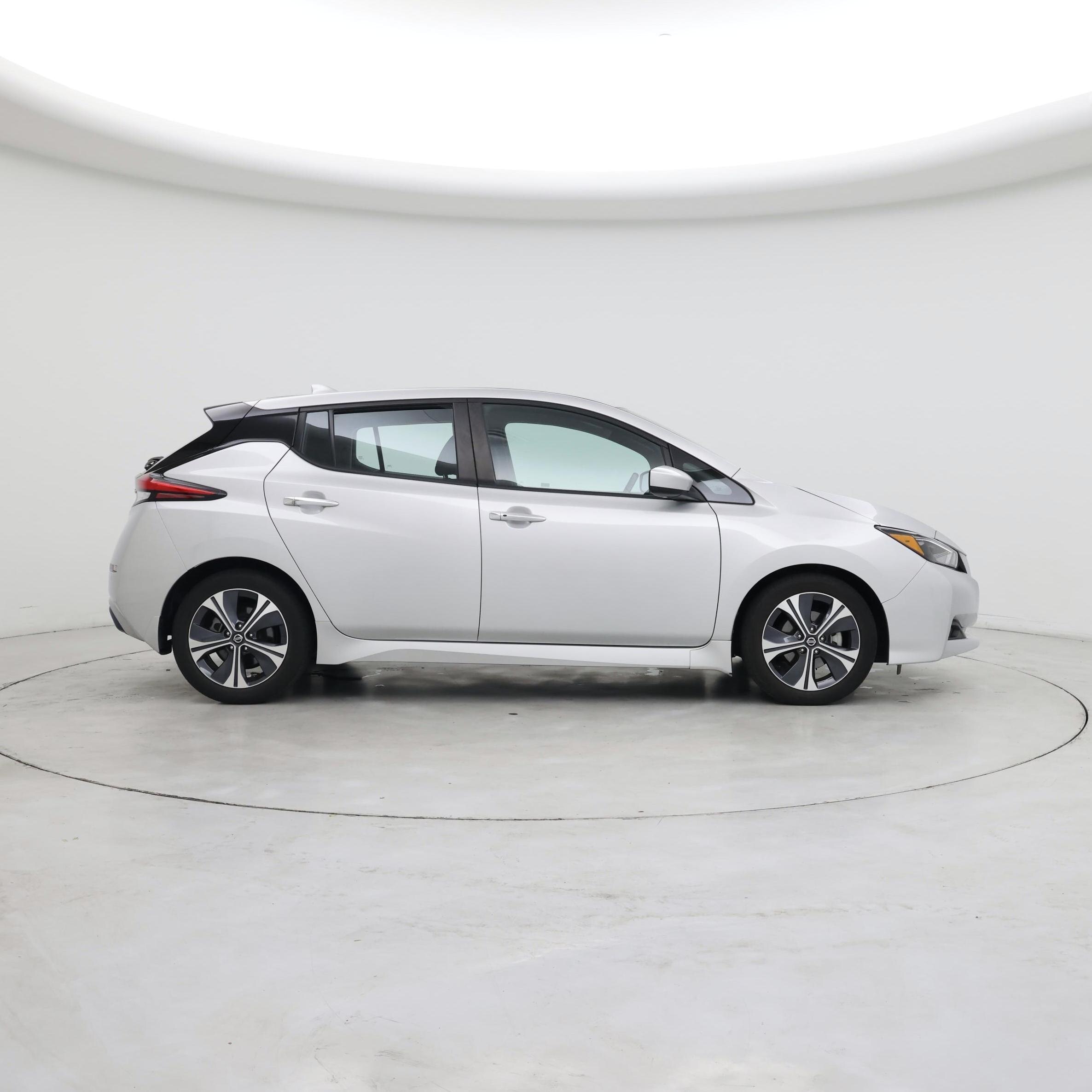 Thumbnail: 2022 Nissan Leaf - 7